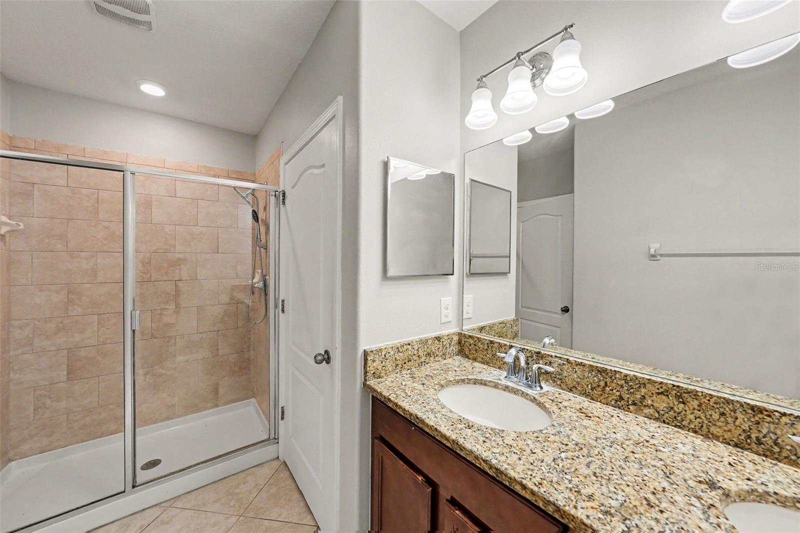 1904 HAWKS VIEW DR — photo 13