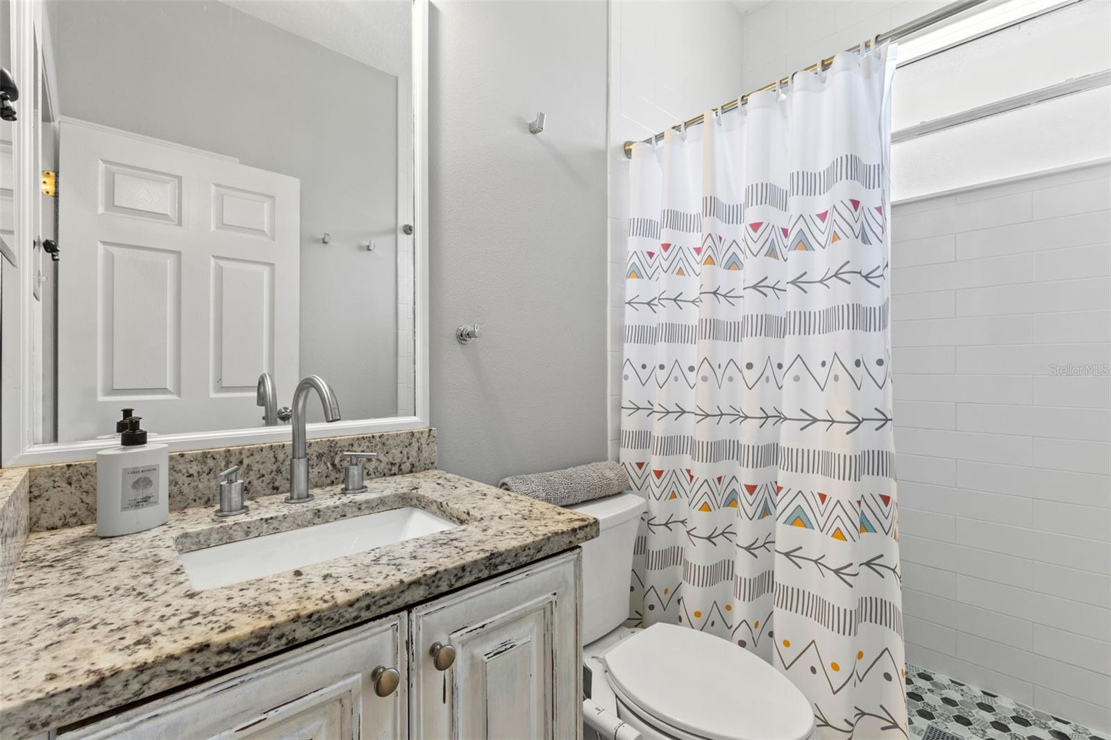 1527 RIVER CT — photo 30