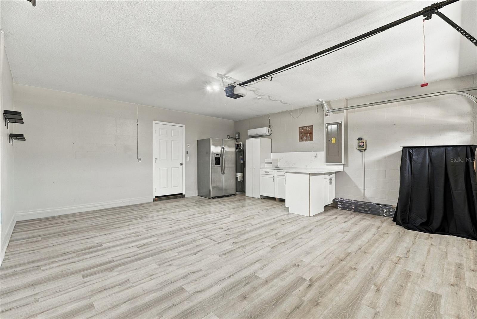 3327 THISTLEDOWN LN — photo 14