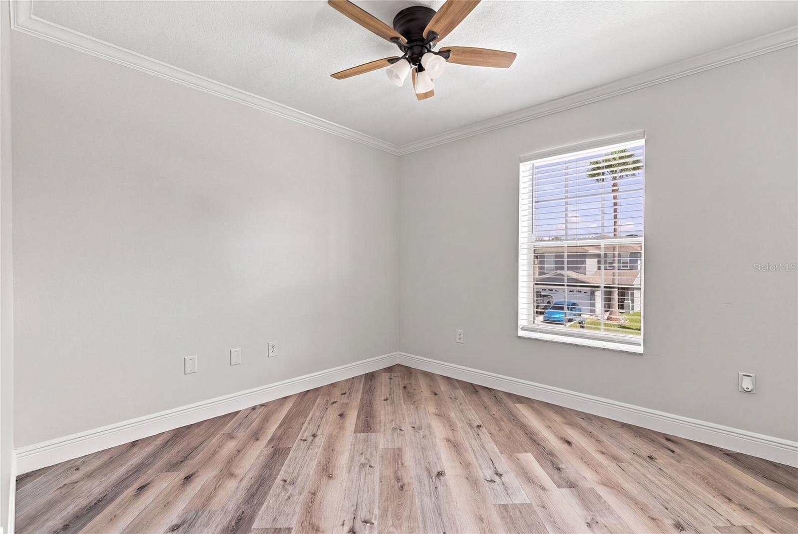 3327 THISTLEDOWN LN — photo 27