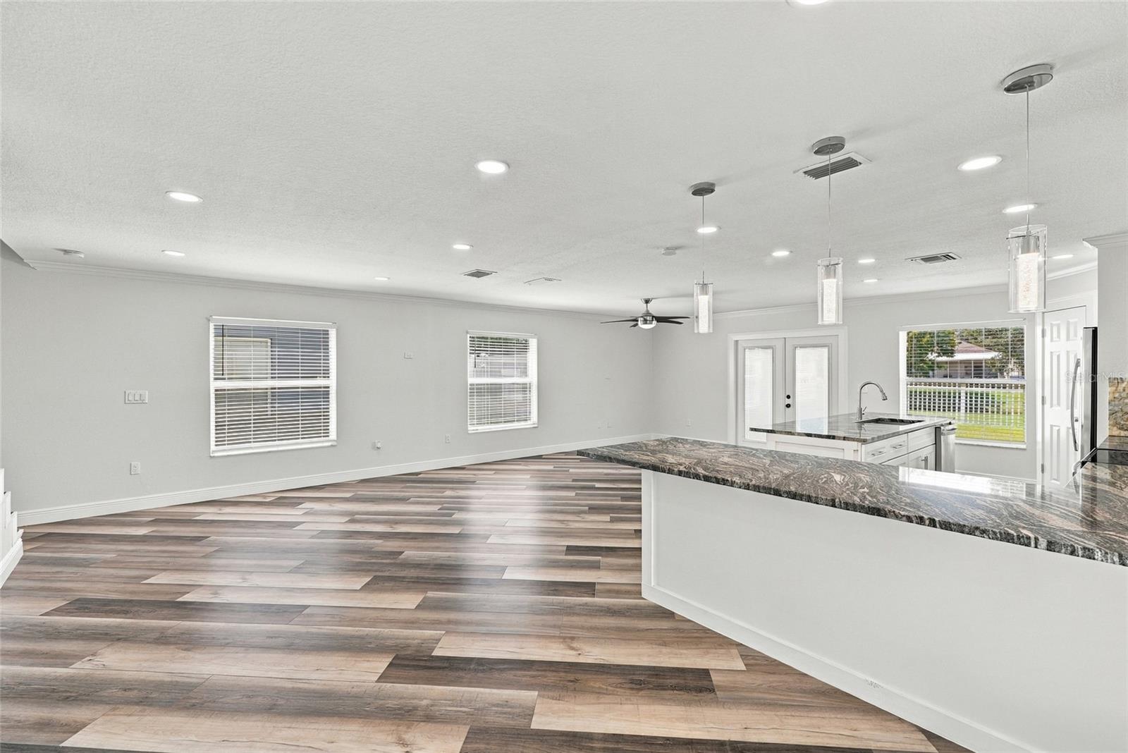 3327 THISTLEDOWN LN — photo 10
