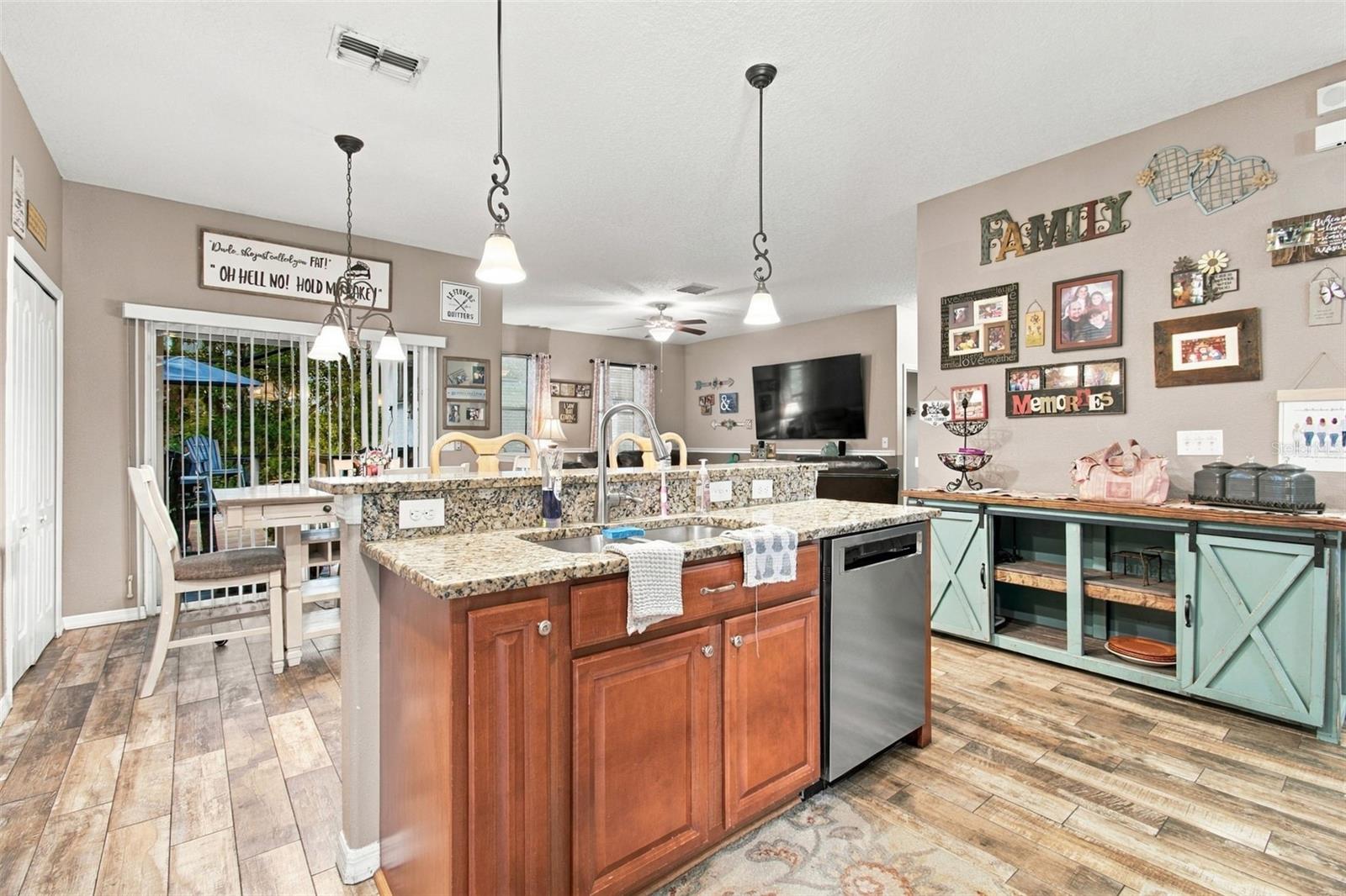 12623 DRAKEFIELD DR — photo 13
