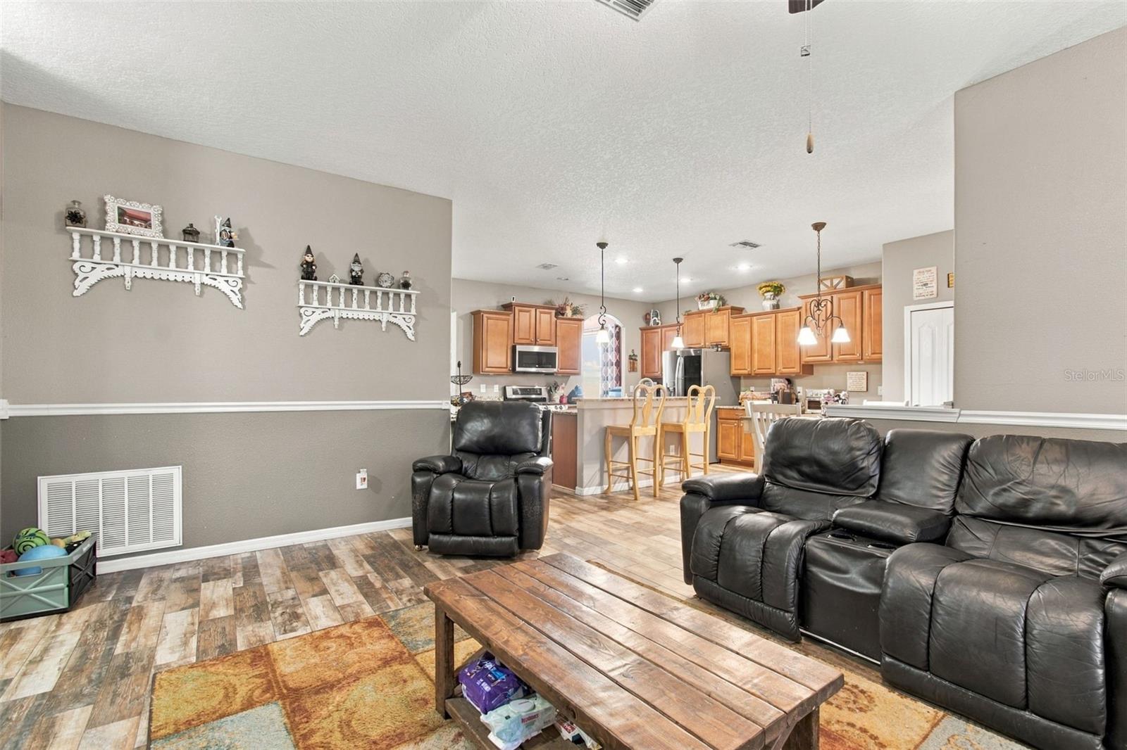 12623 DRAKEFIELD DR — photo 18