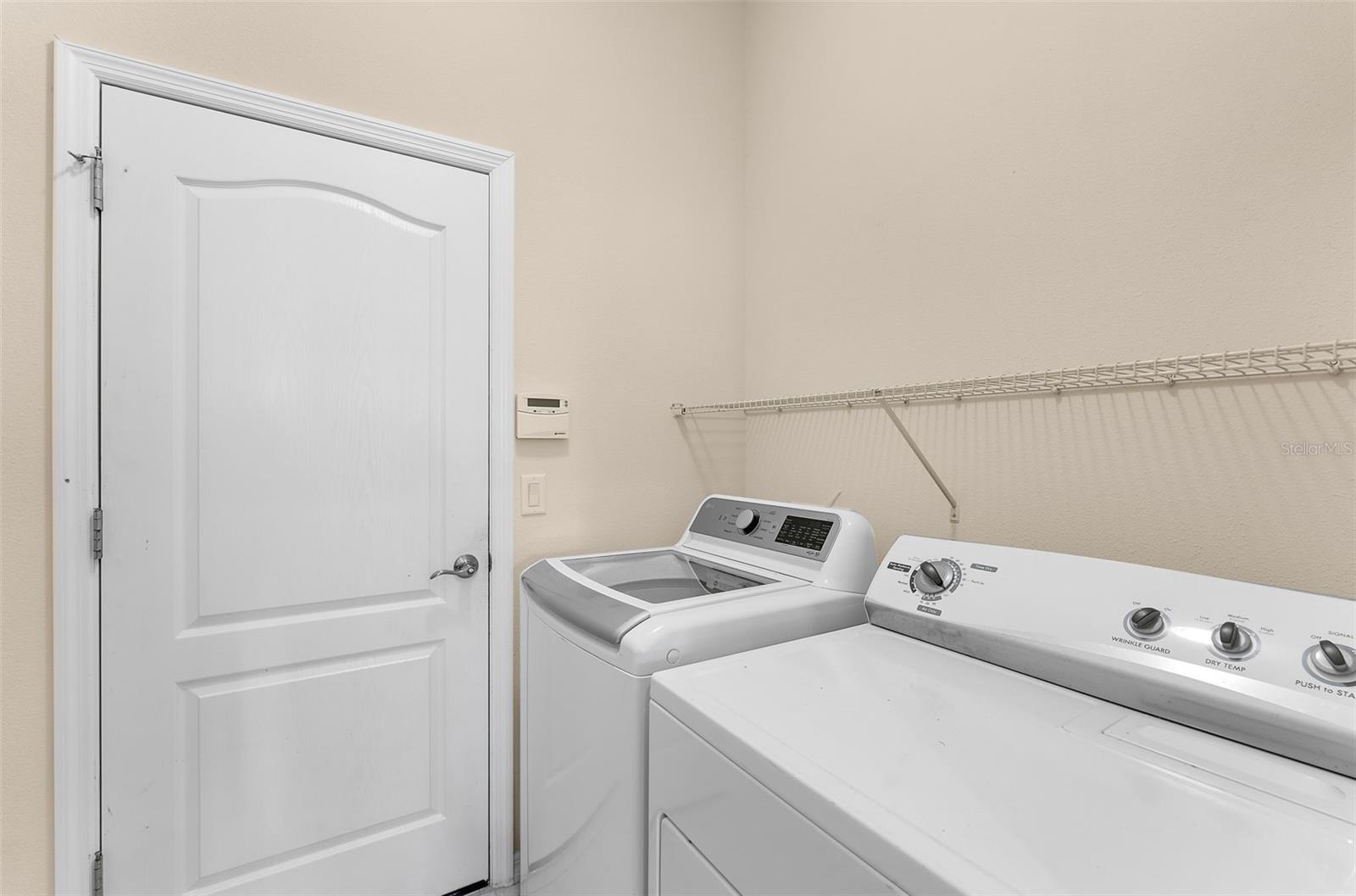 4720 CLAREMONT PARK DR — photo 42