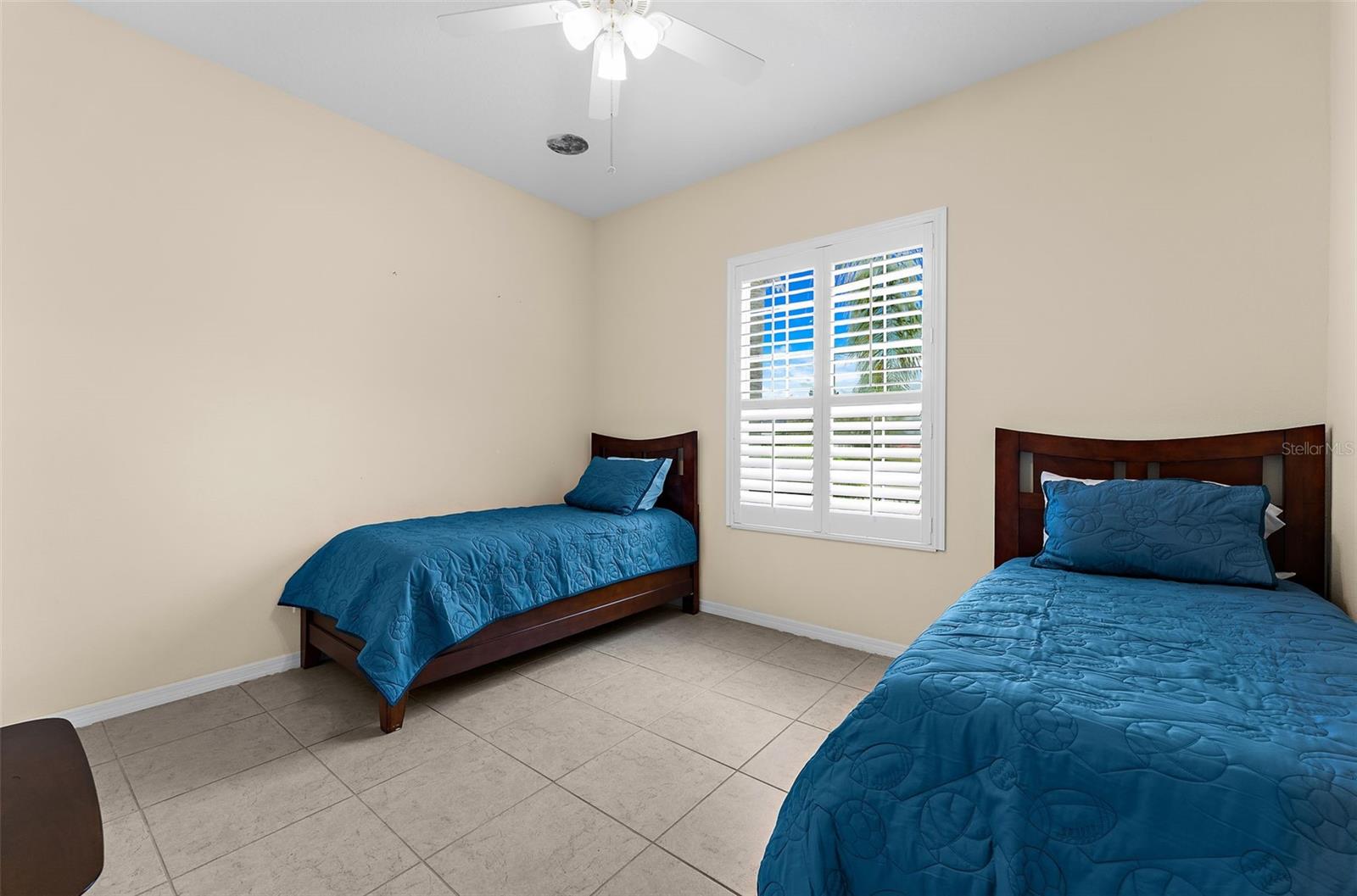 4720 CLAREMONT PARK DR — photo 30