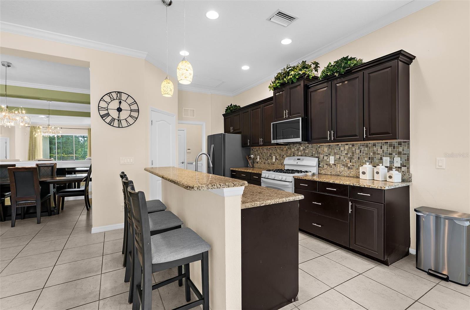 4720 CLAREMONT PARK DR — photo 14