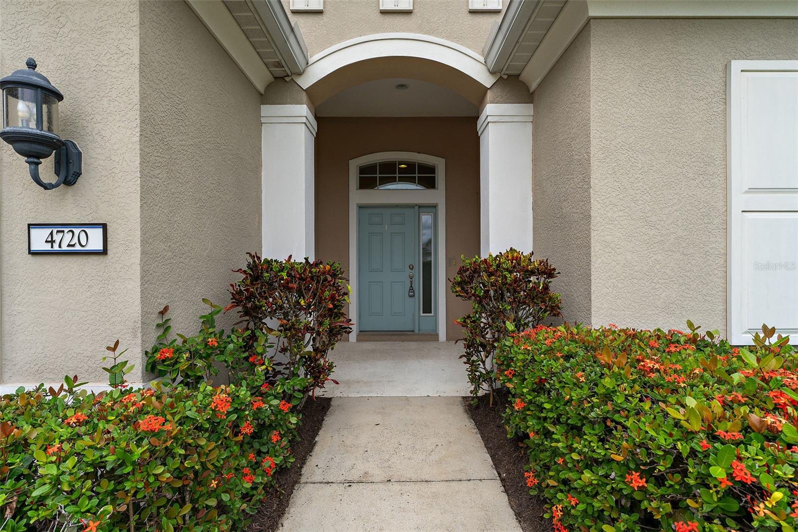 4720 CLAREMONT PARK DR — photo 4