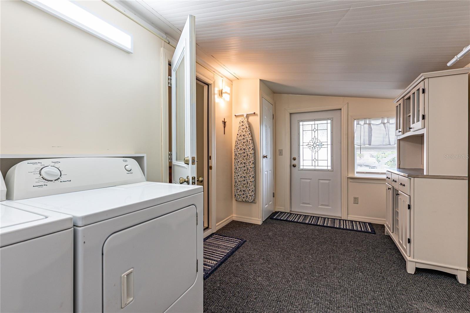 5421 MOHAWK ST — photo 38