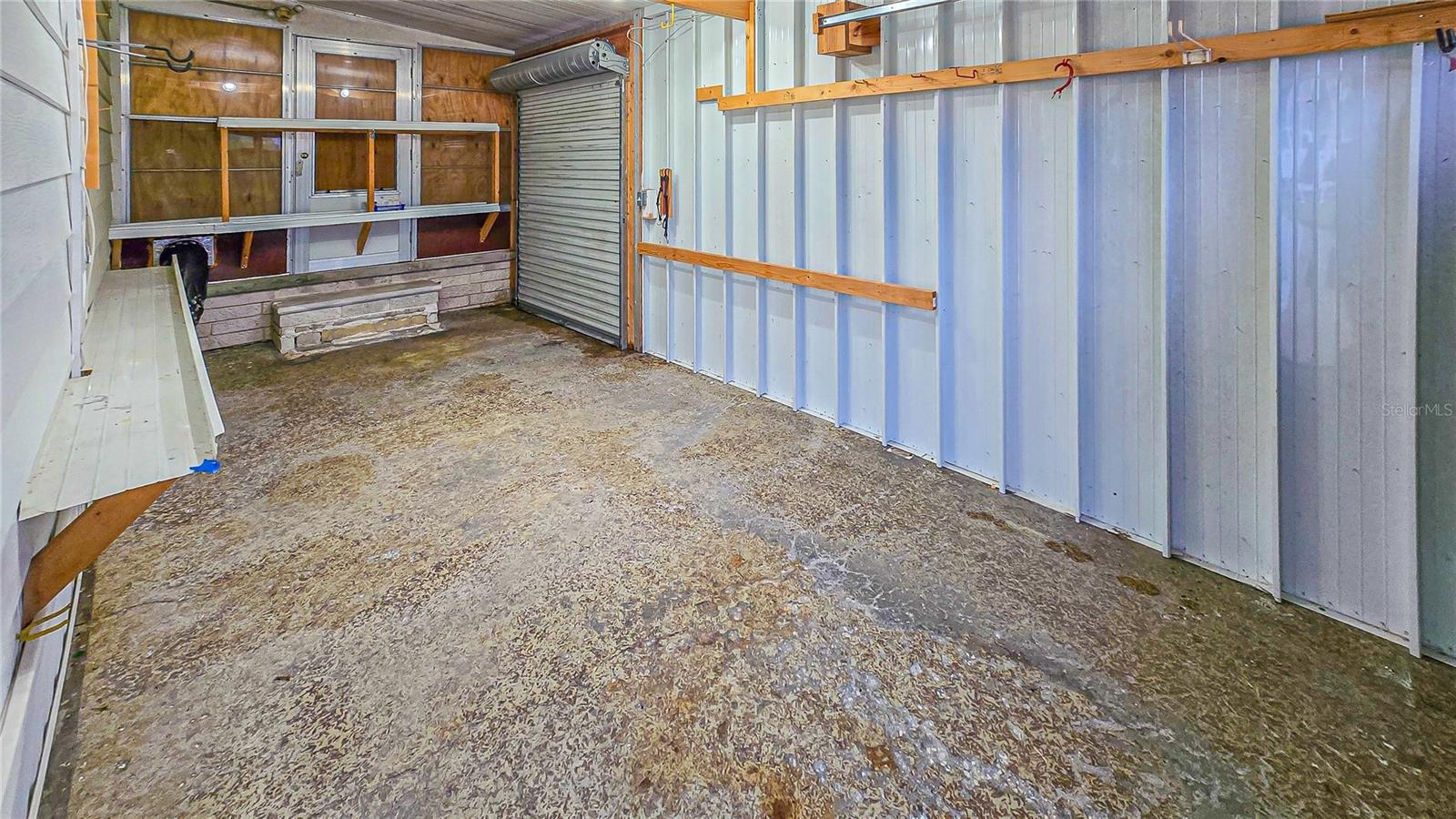 5421 MOHAWK ST — photo 46