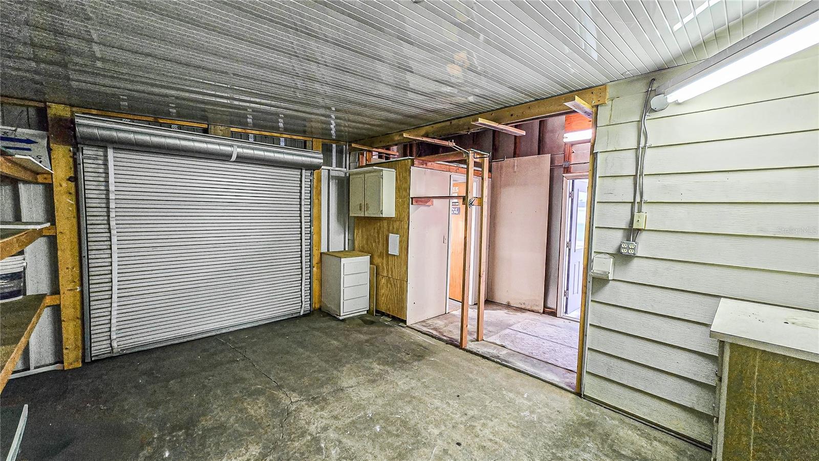 5421 MOHAWK ST — photo 39