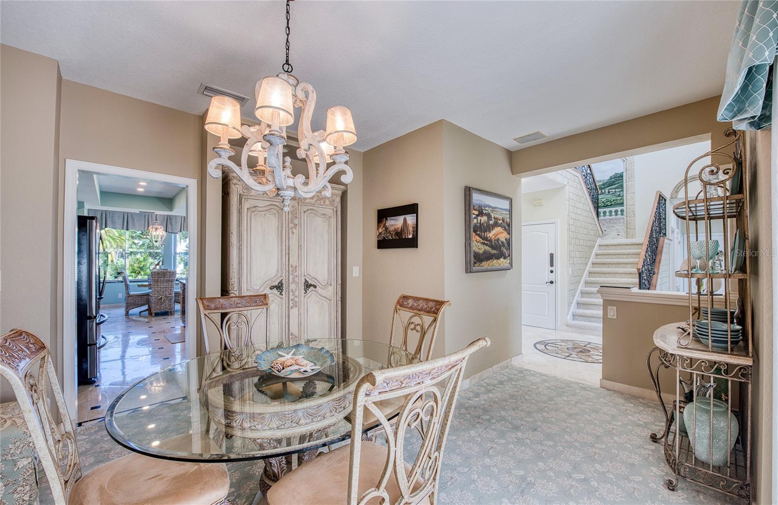 103 ROYAL CT — photo 44