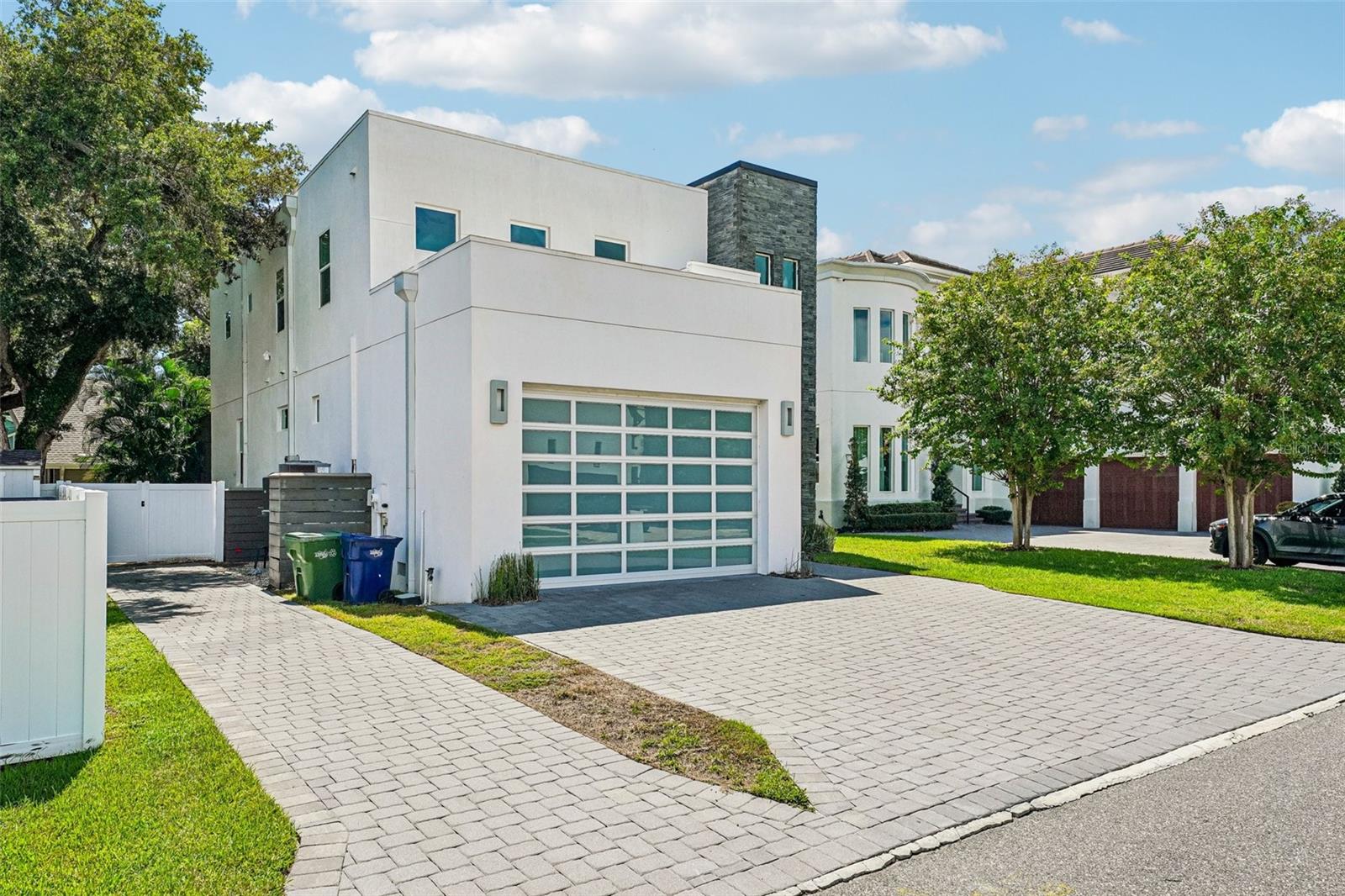 2706 W TRILBY AVE — photo 69