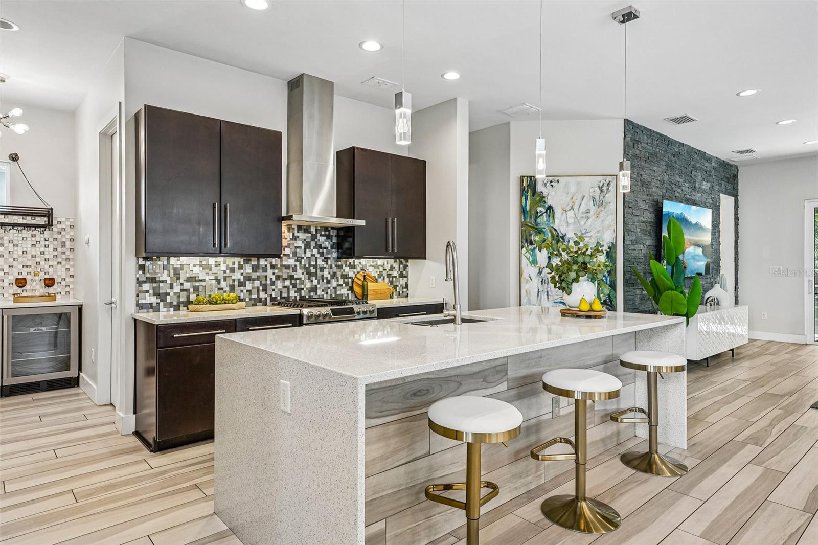 2706 W TRILBY AVE — photo 19