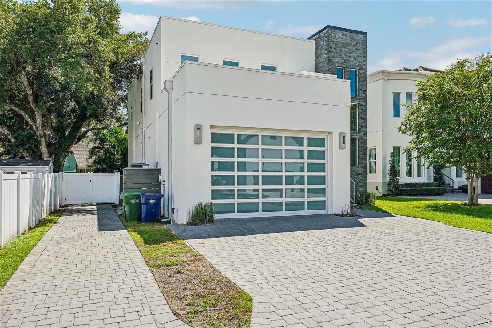 2706 W TRILBY AVE — photo 66