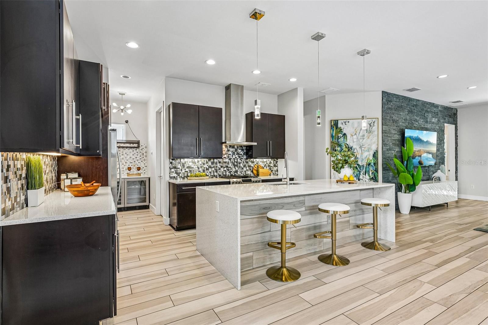 2706 W TRILBY AVE — photo 22