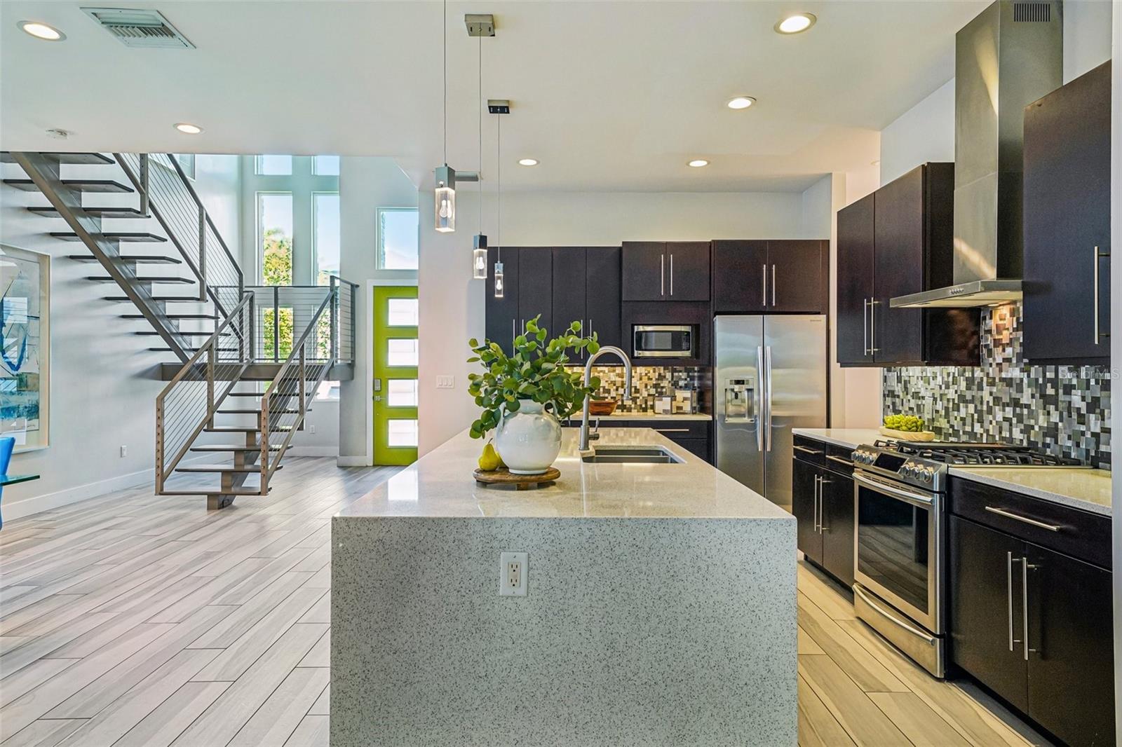 2706 W TRILBY AVE — photo 17