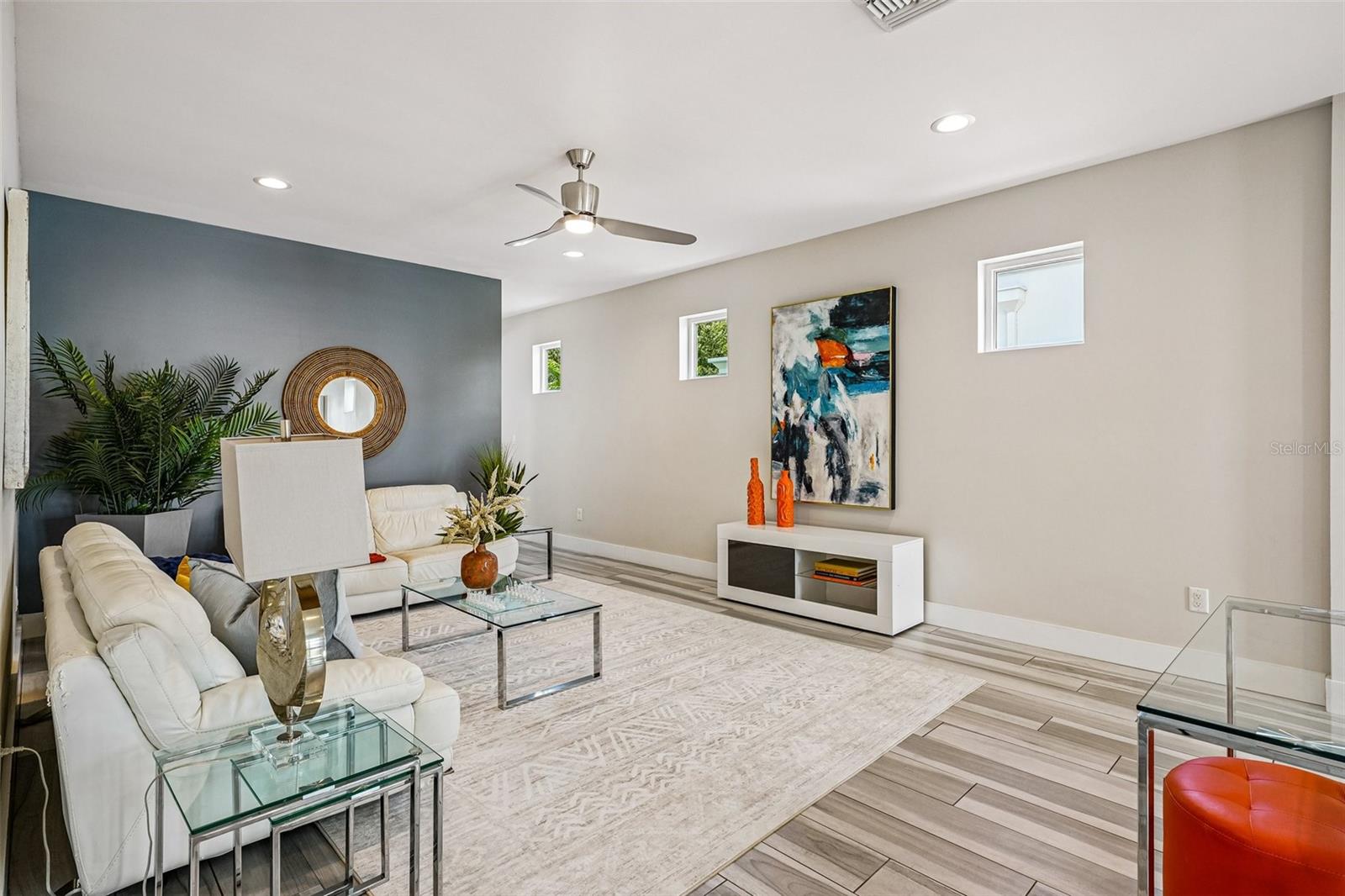 2706 W TRILBY AVE — photo 53