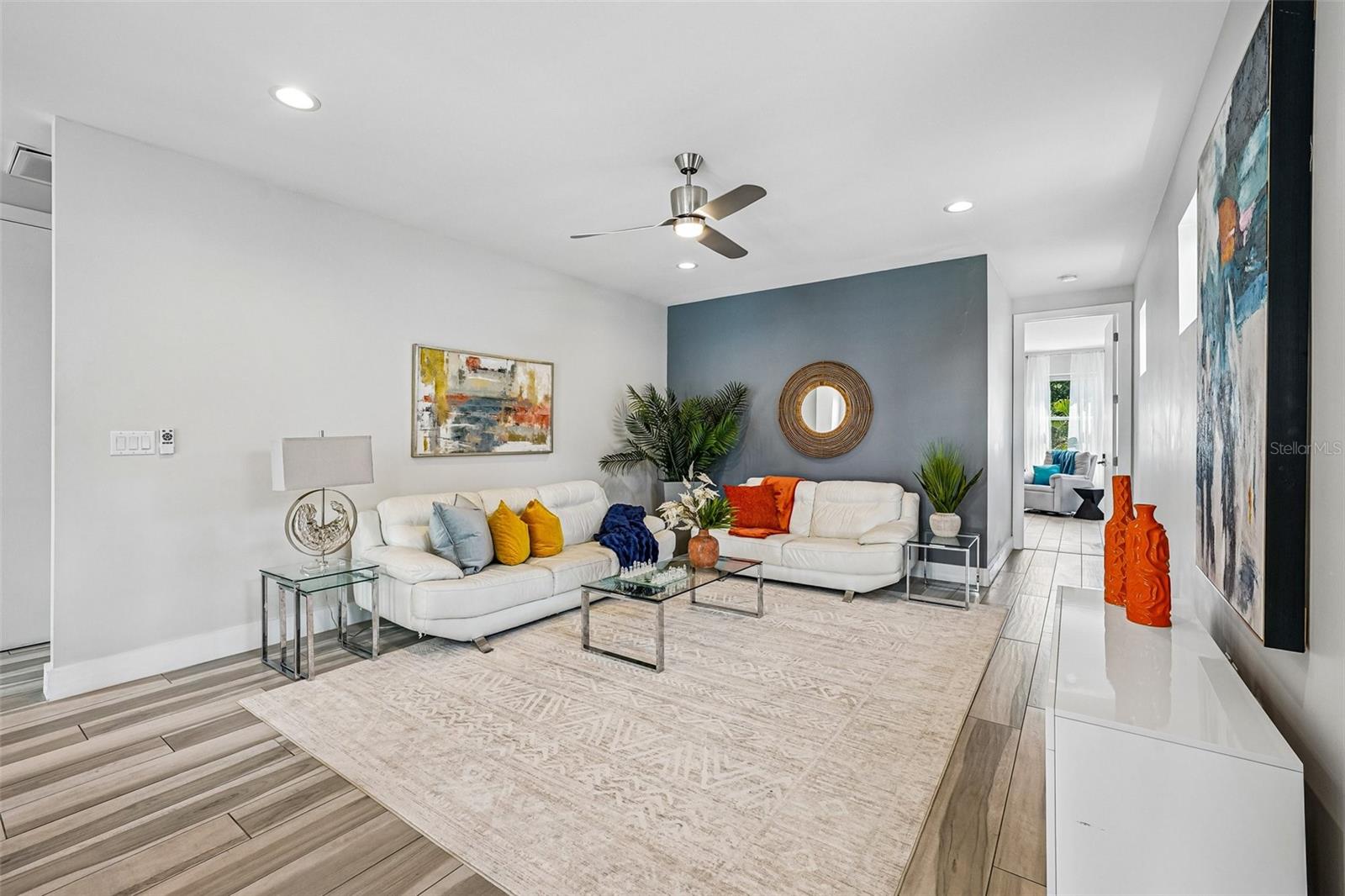 2706 W TRILBY AVE — photo 52