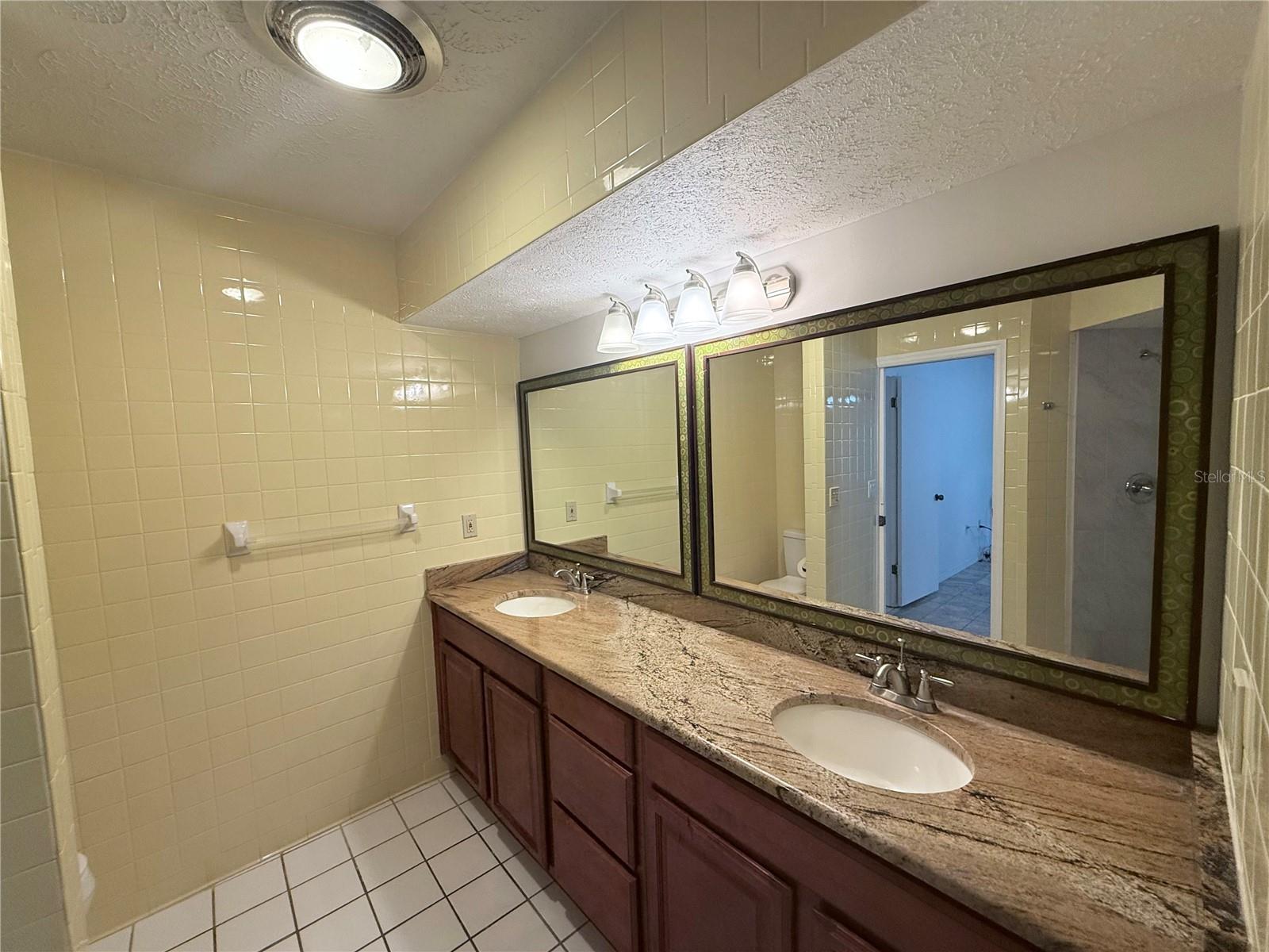 5440 LADY BUG LN #1 — photo 28