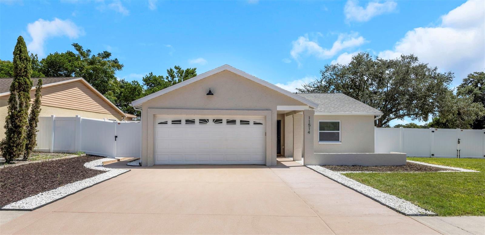 11514 BEE HIVE LN — photo 3