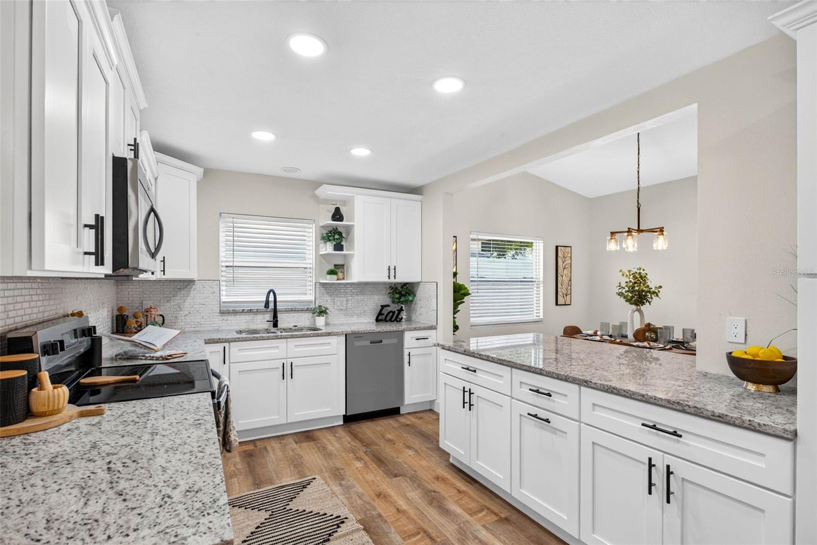 11514 BEE HIVE LN — photo 12