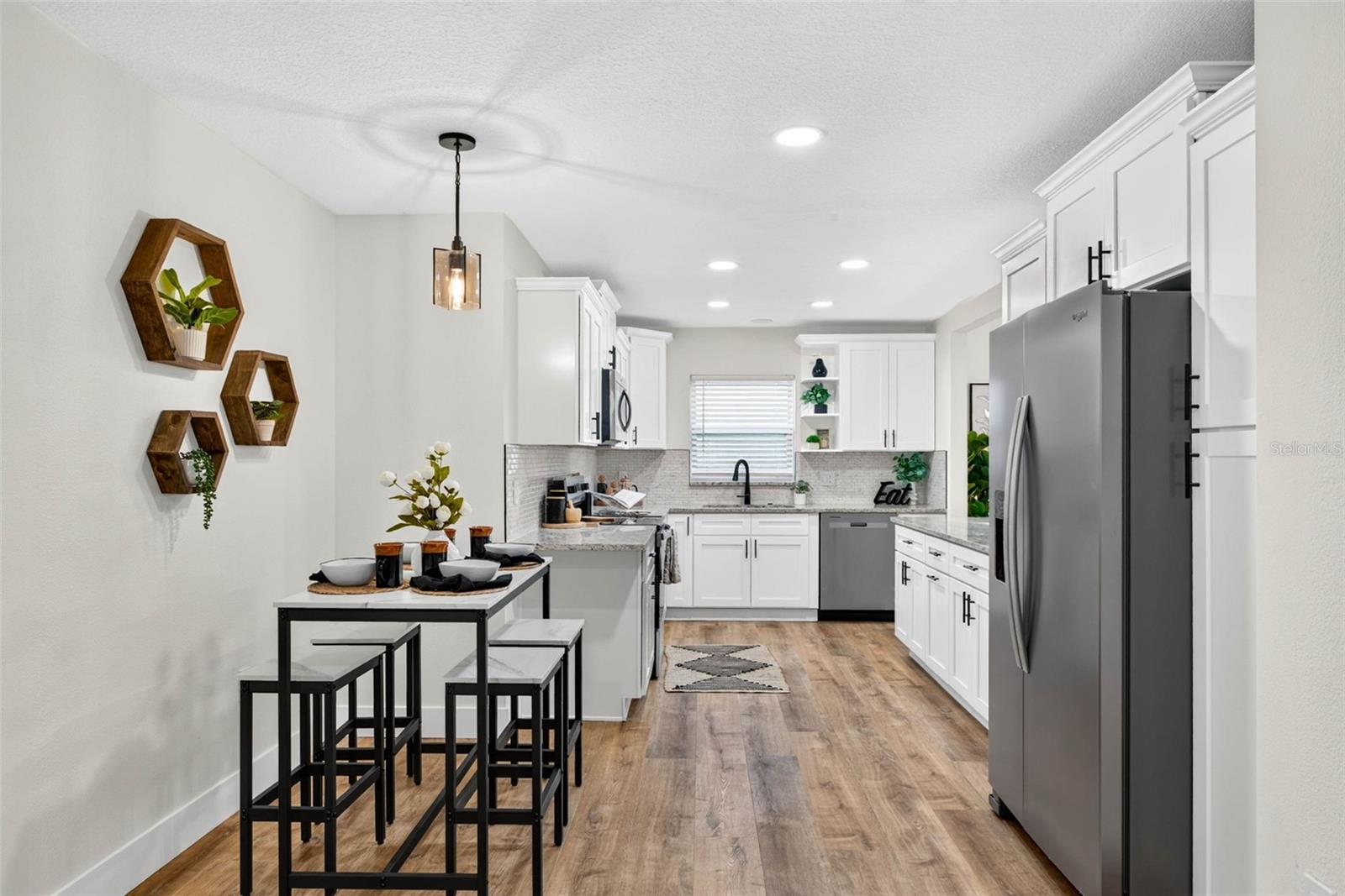 11514 BEE HIVE LN — photo 7