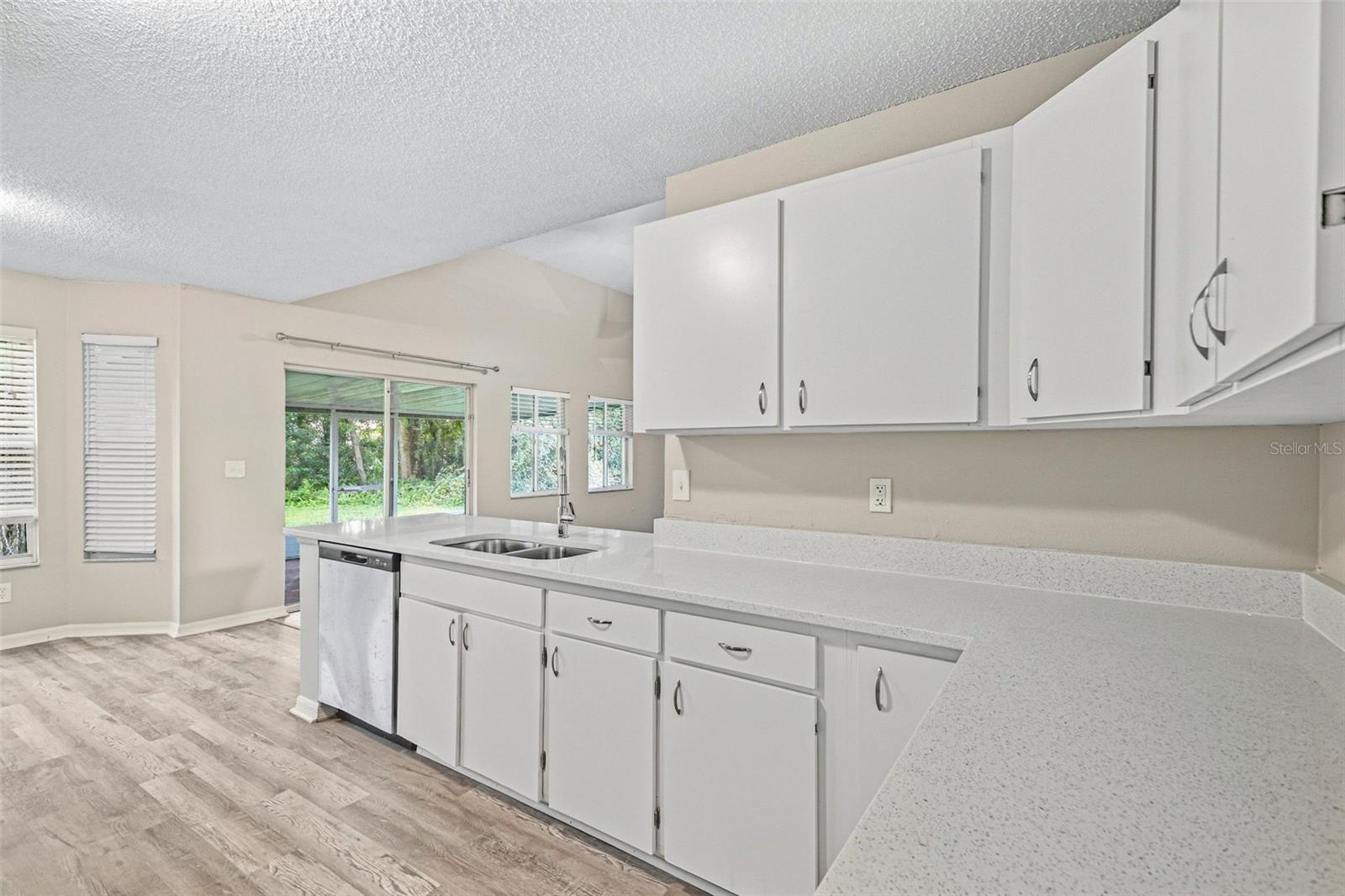16102 WARDEN PL — photo 22