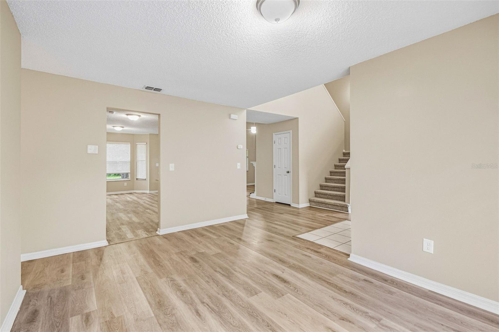 16102 WARDEN PL — photo 11