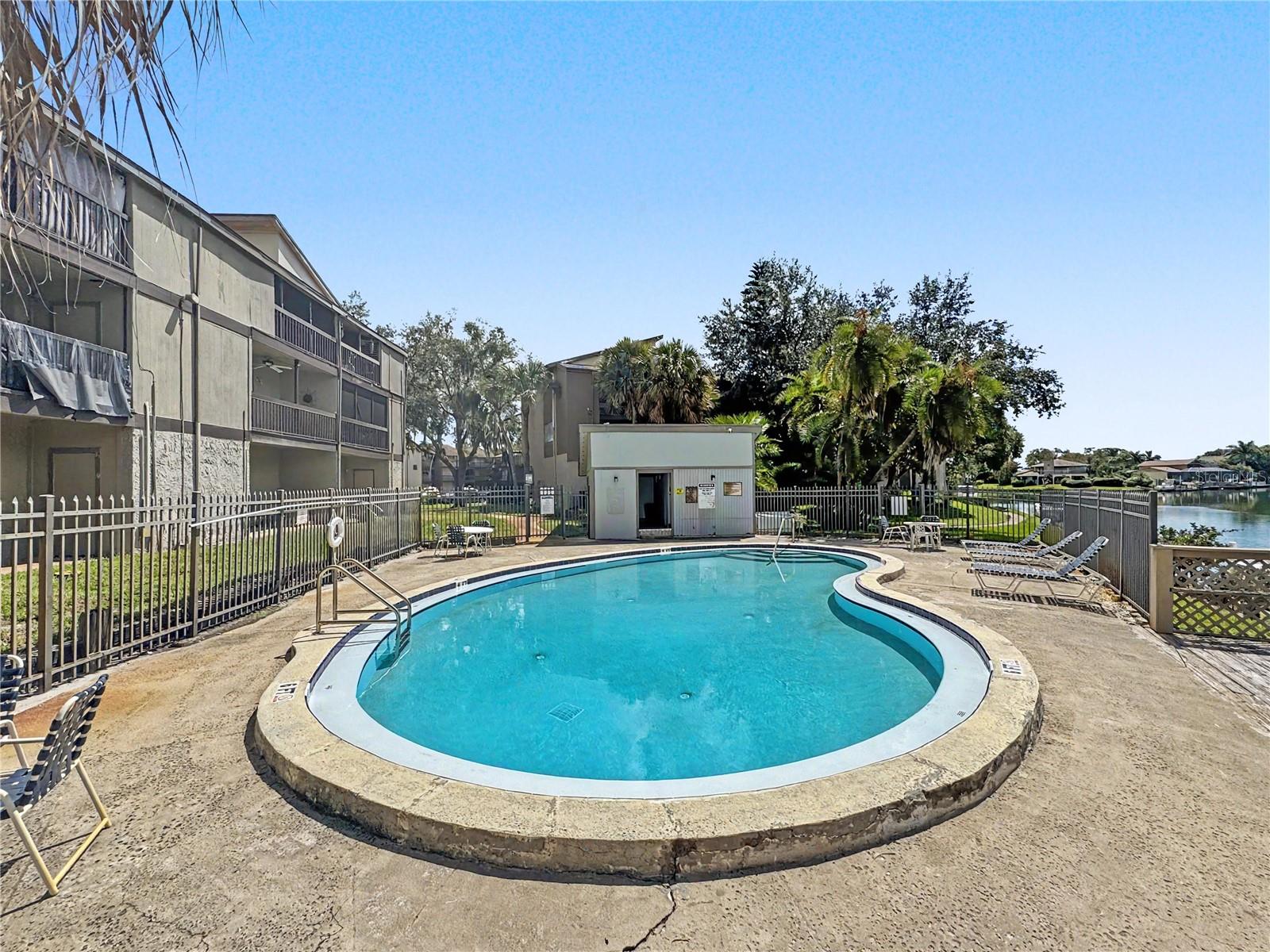 6328 NEWTOWN CIR #B4 — photo 3