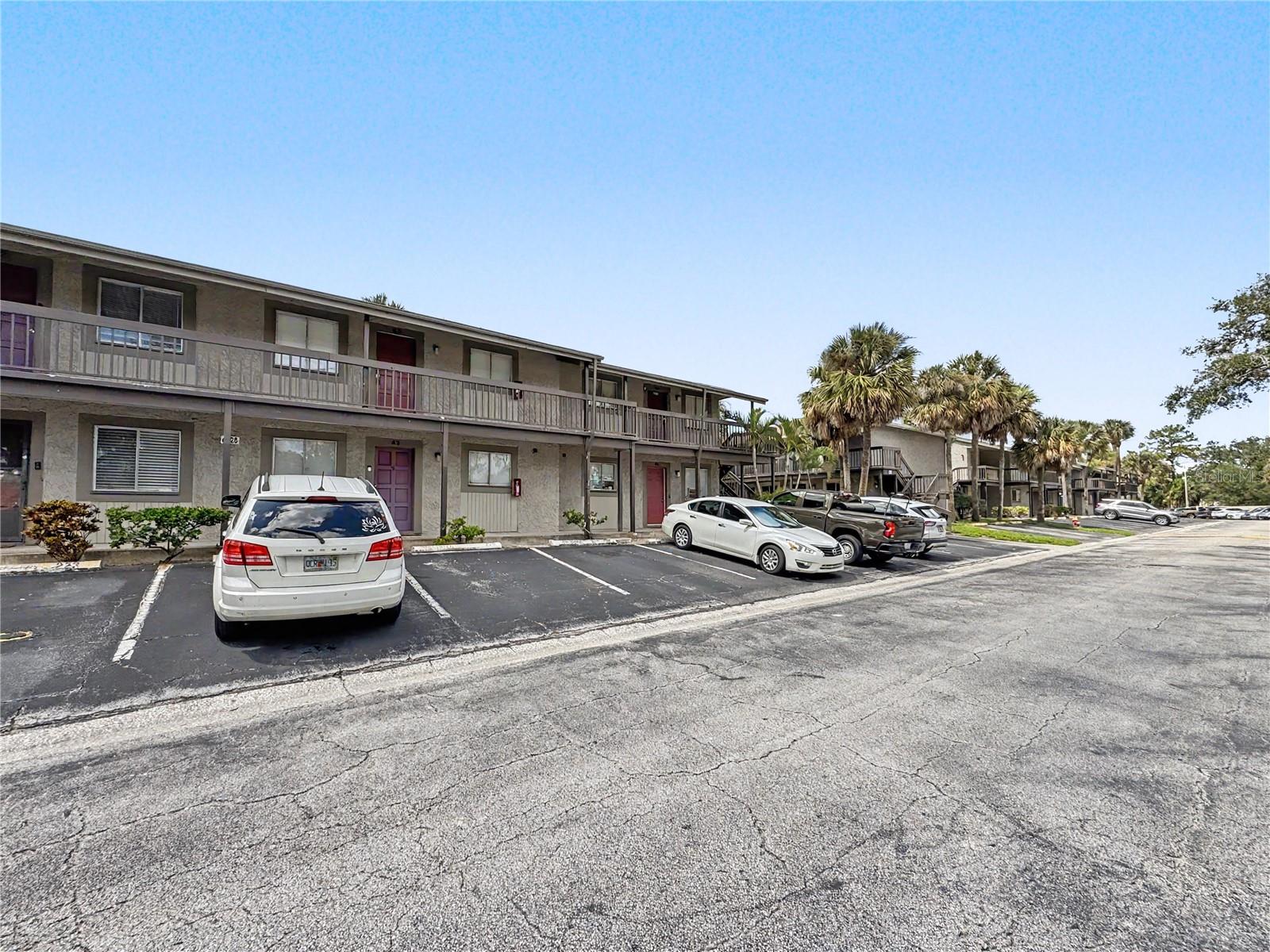 6328 NEWTOWN CIR #B4 — photo 5