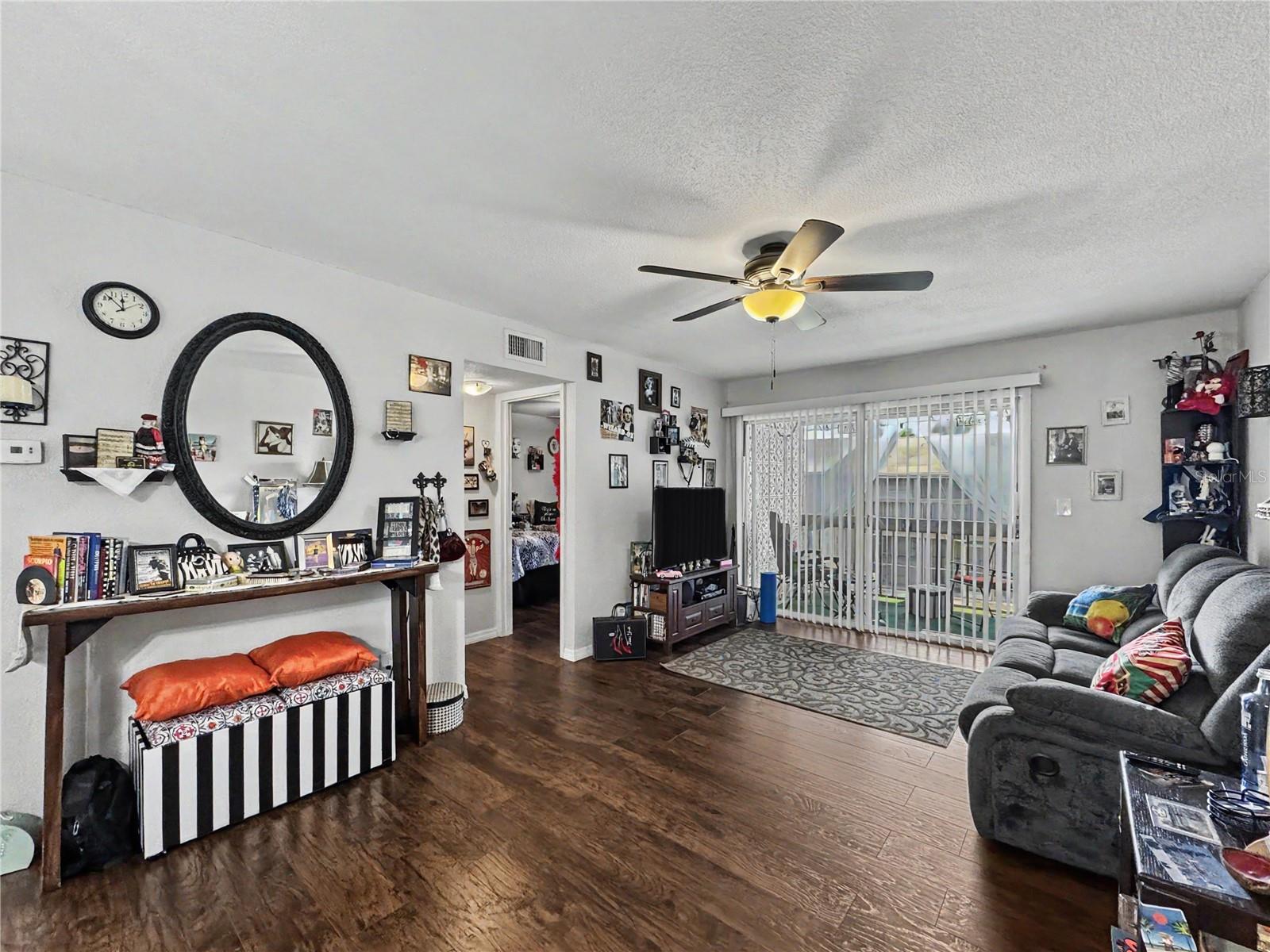 6328 NEWTOWN CIR #B4 — photo 8
