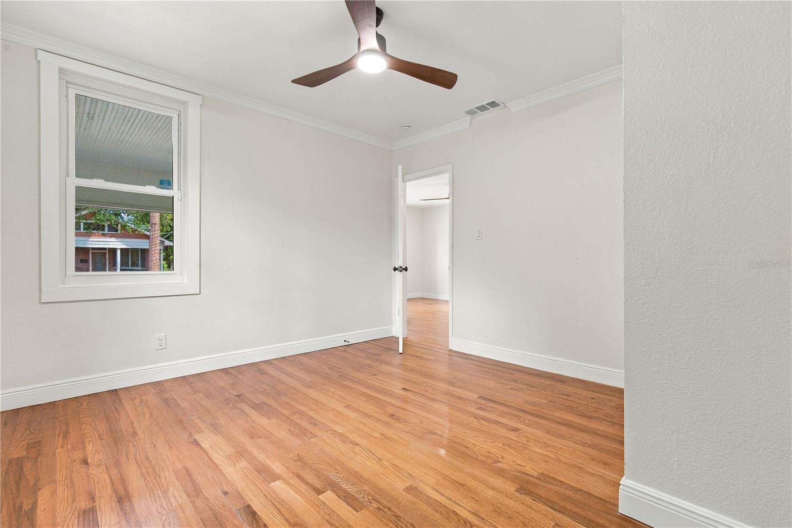 511 E FRANCES AVE — photo 8