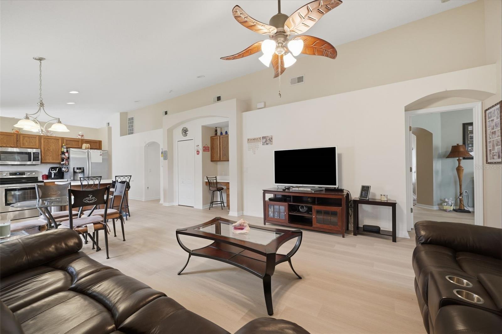 1201 DUSTAN PL — photo 14