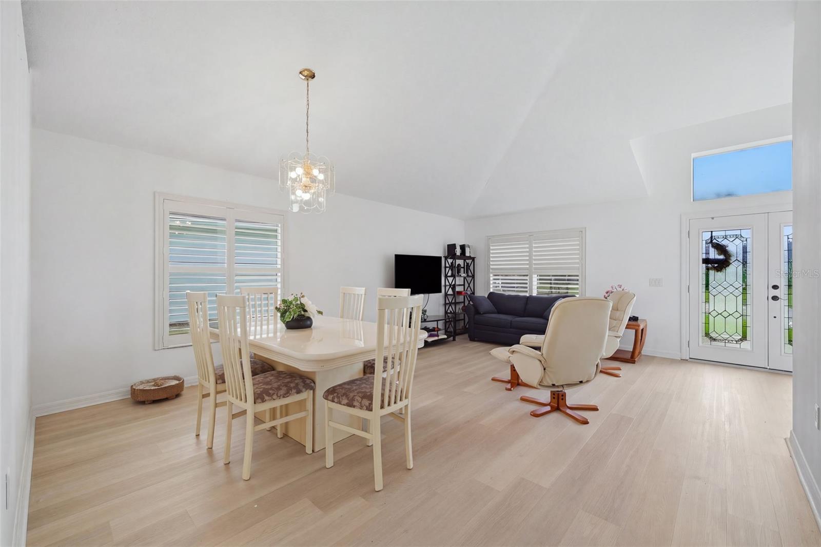 1201 DUSTAN PL — photo 8