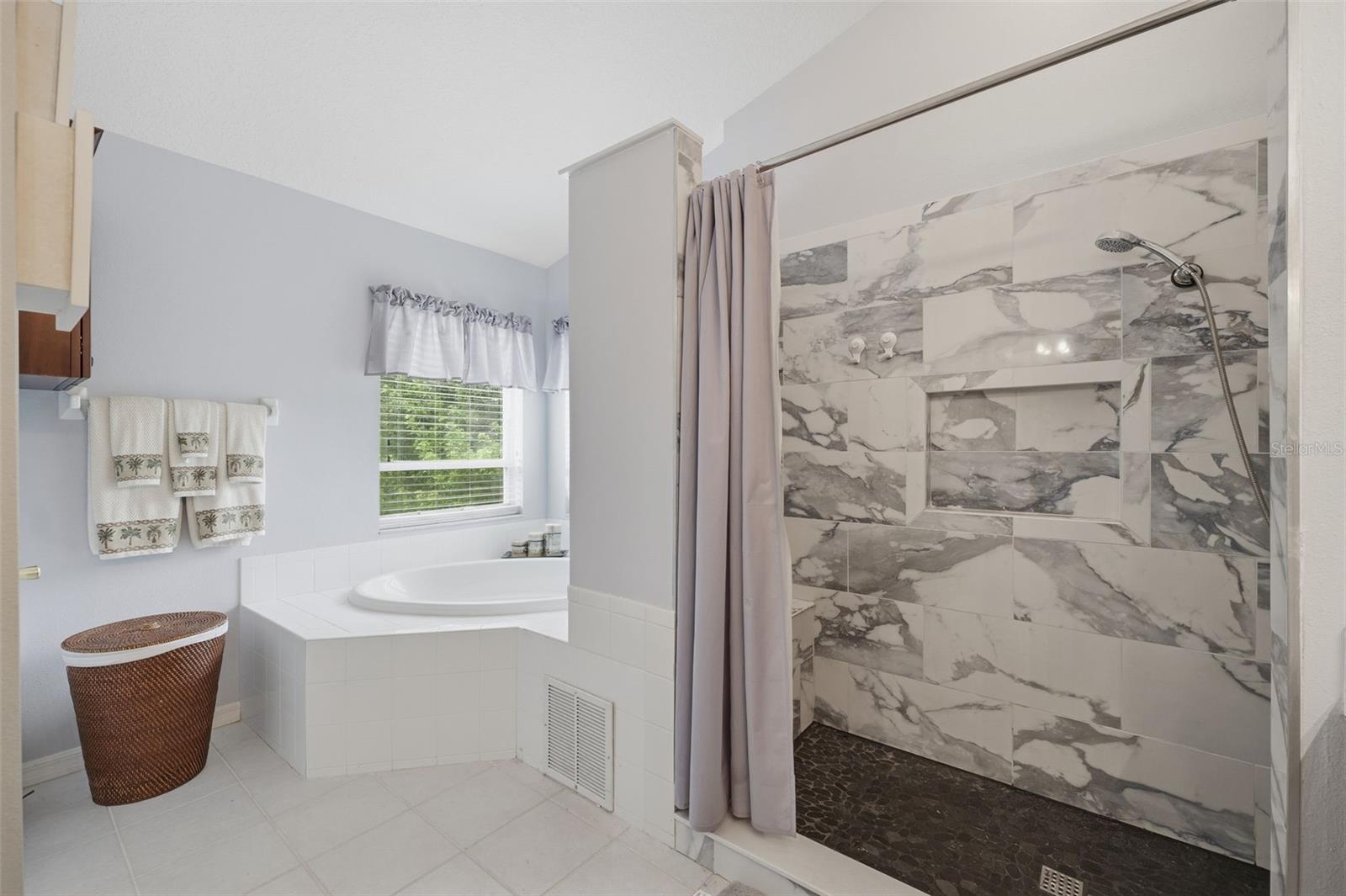 1201 DUSTAN PL — photo 27