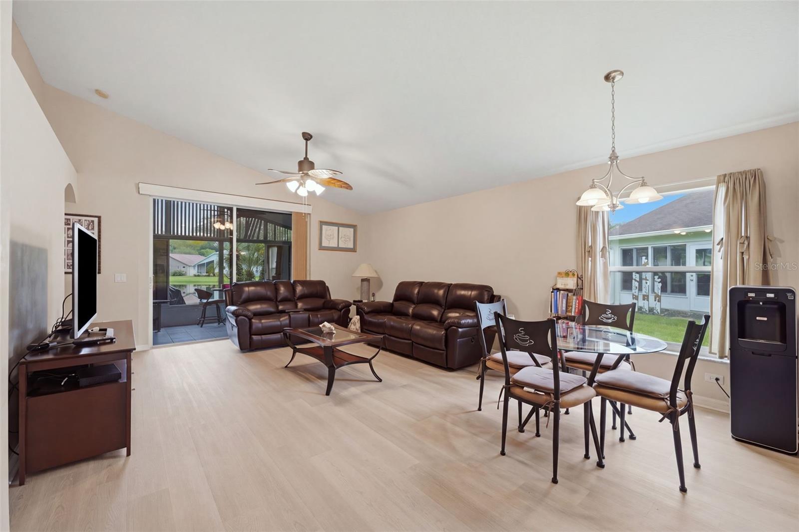 1201 DUSTAN PL — photo 12