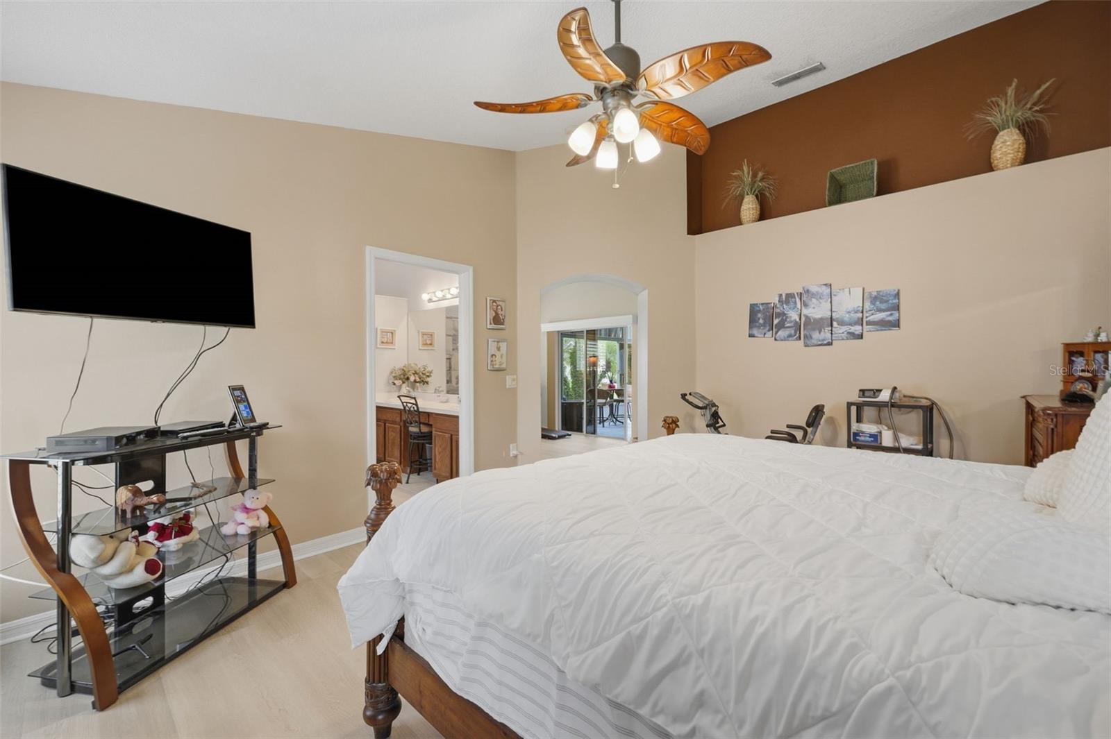 1201 DUSTAN PL — photo 24