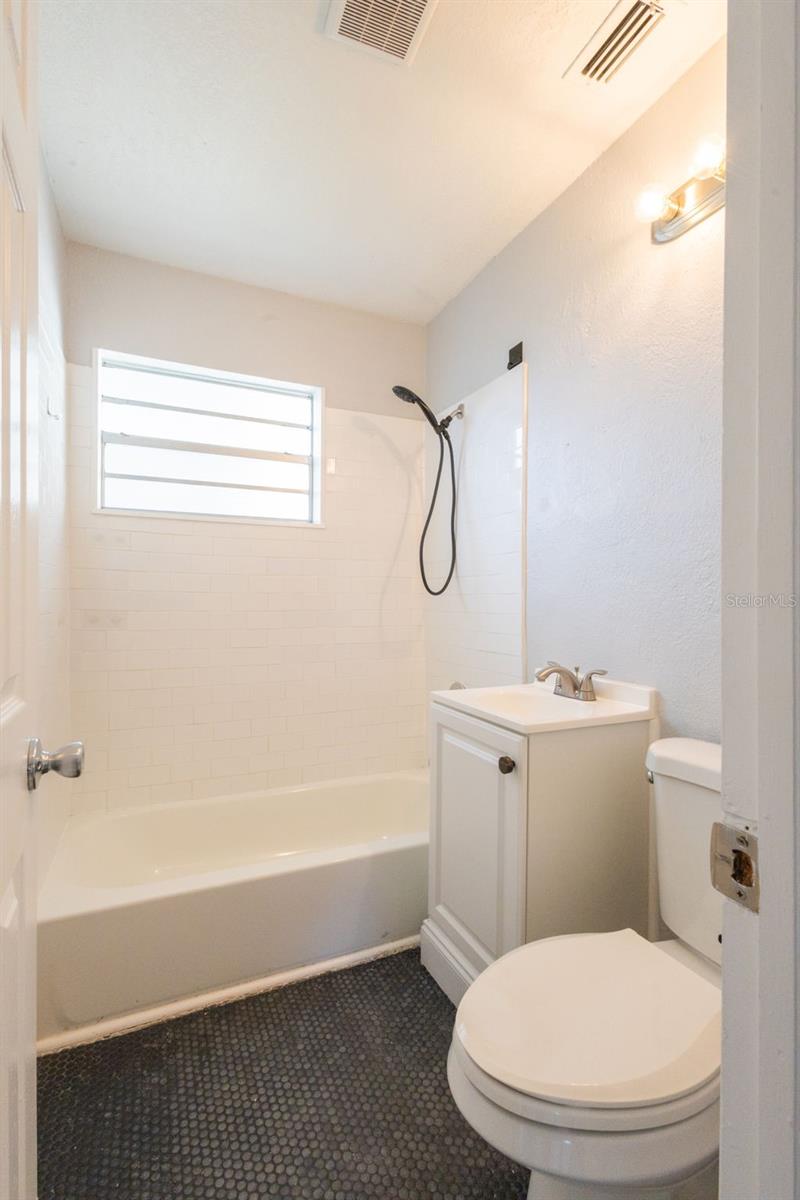 5131 13TH AVE N — photo 15