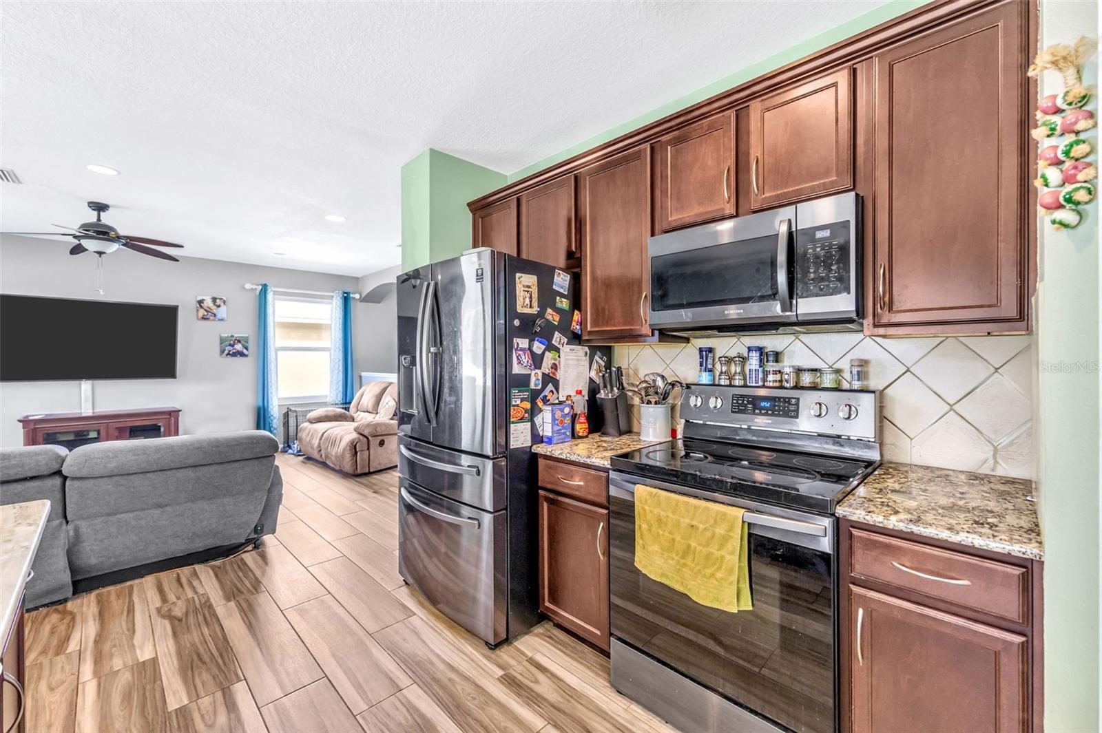 15700 GREYROCK DR — photo 17