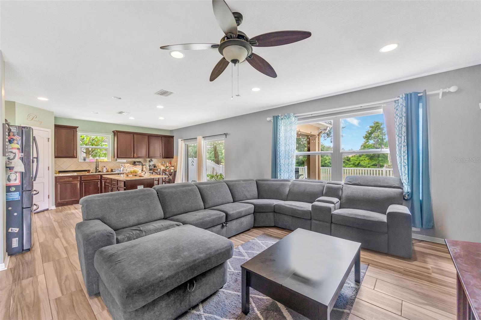 15700 GREYROCK DR — photo 10