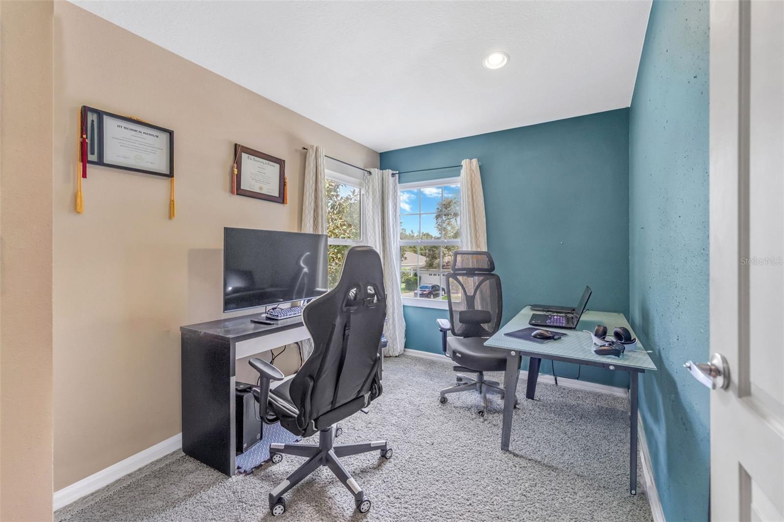 15700 GREYROCK DR — photo 35