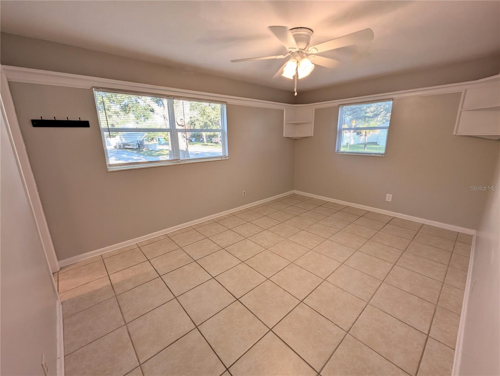 4502 S TRASK ST — photo 25