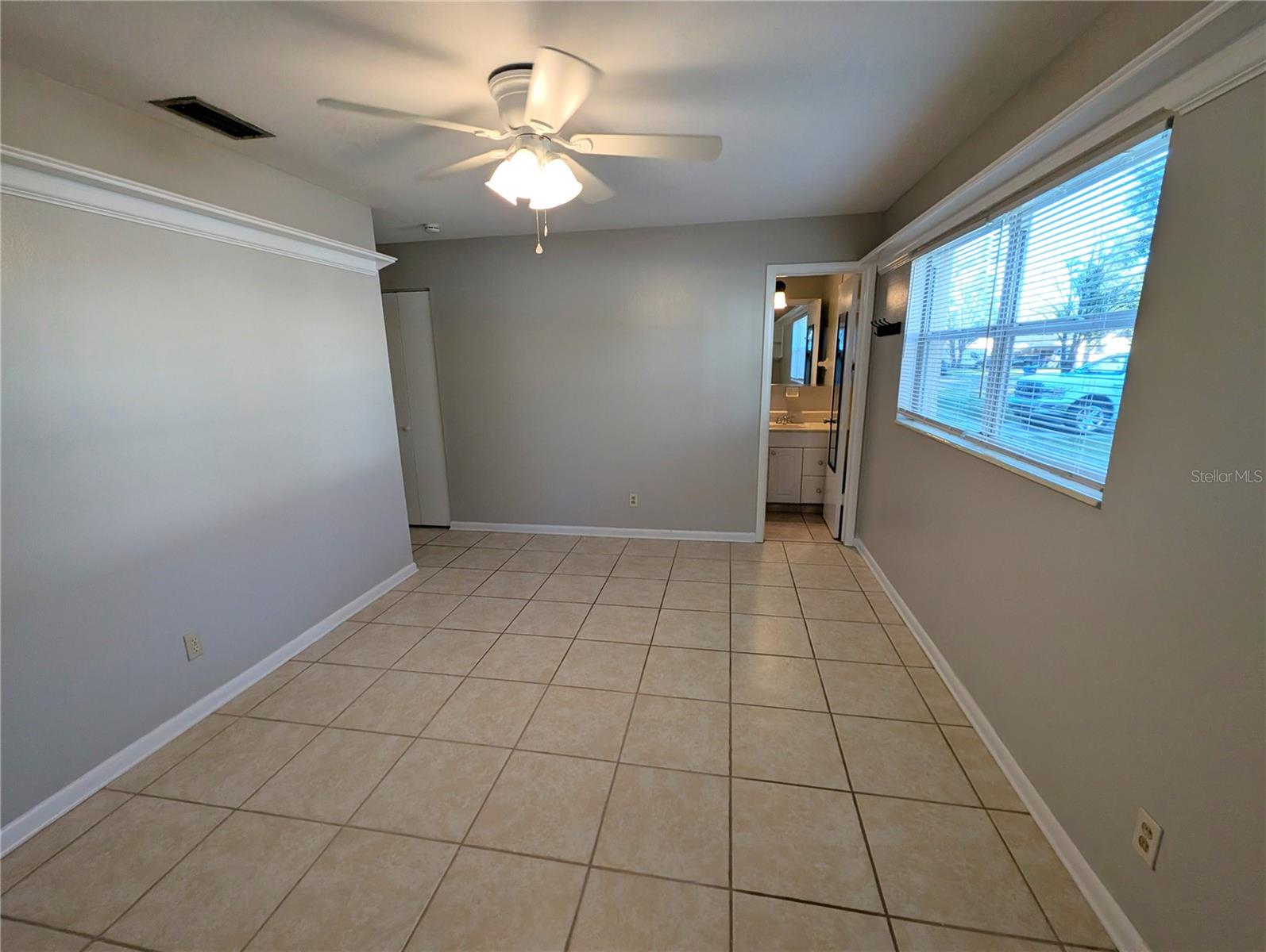 4502 S TRASK ST — photo 26