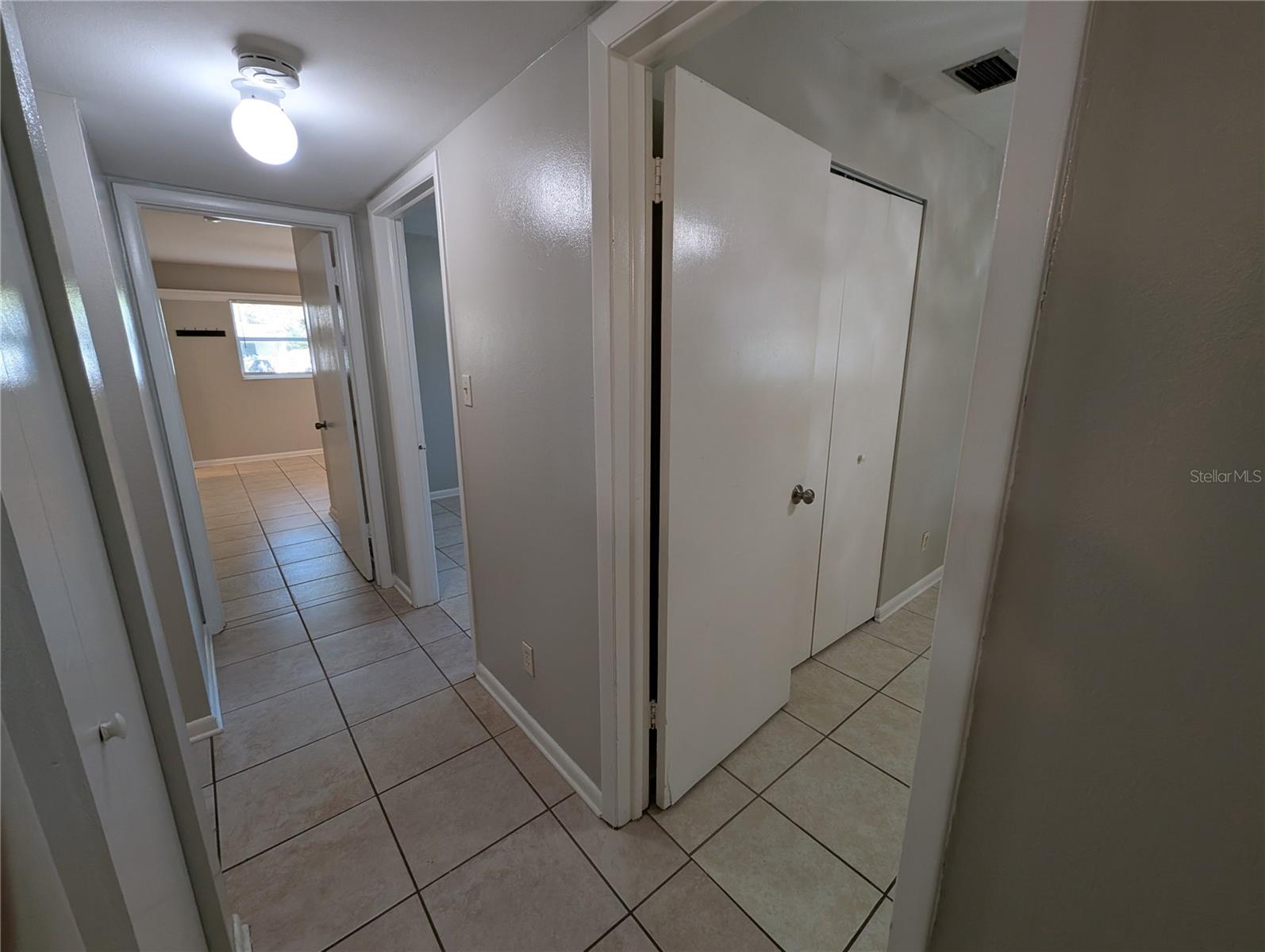 4502 S TRASK ST — photo 17