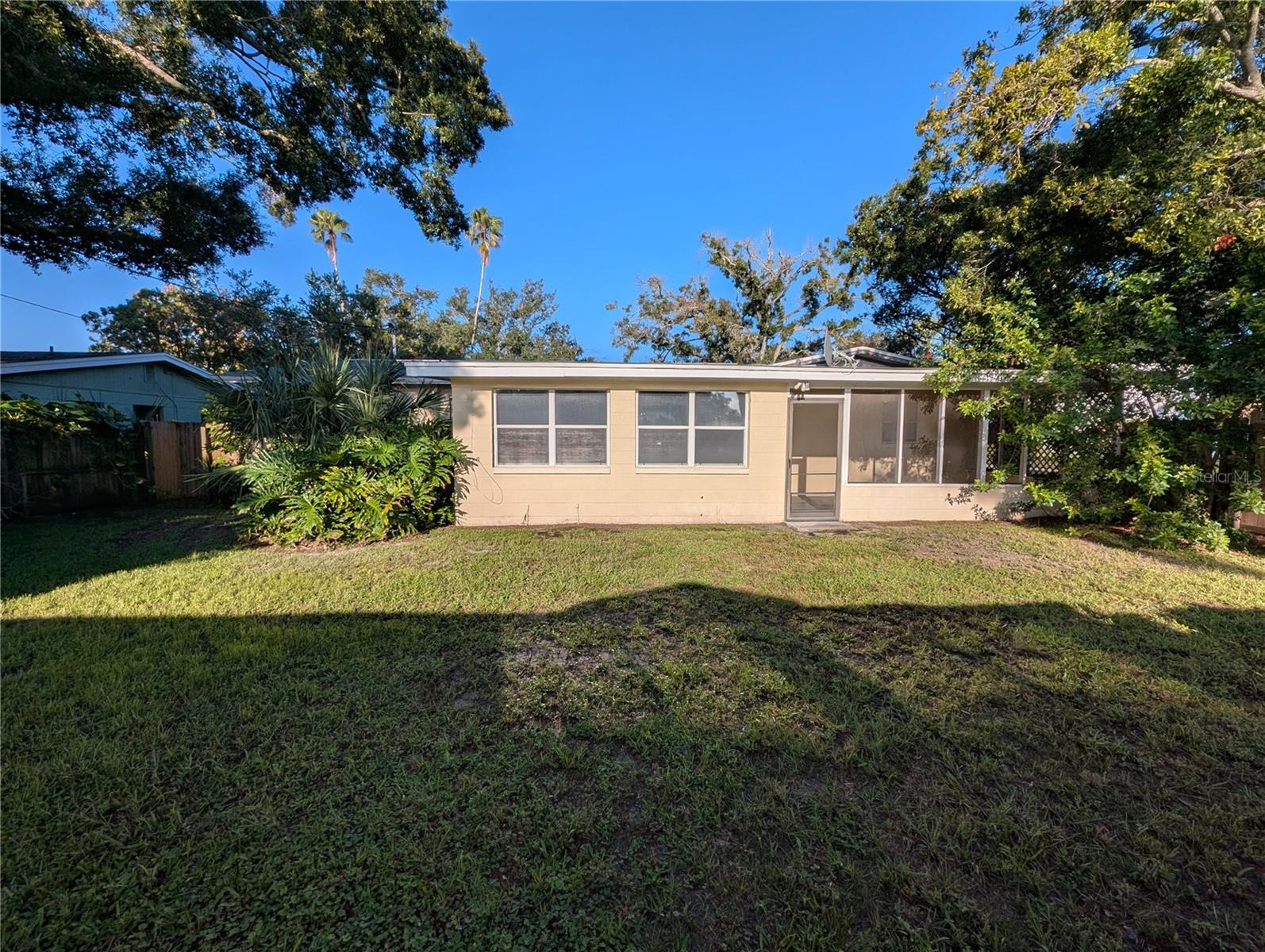 4502 S TRASK ST — photo 32
