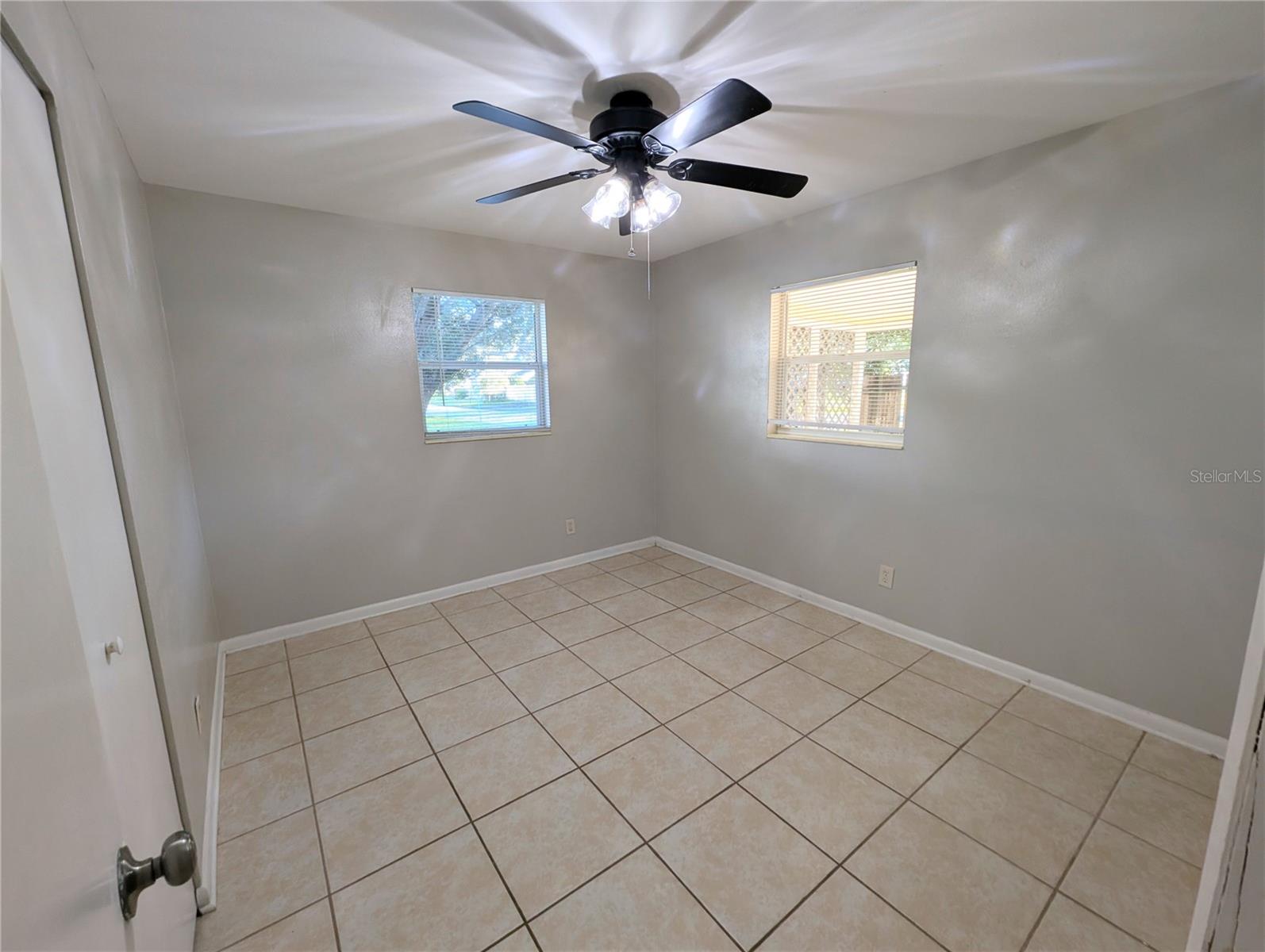 4502 S TRASK ST — photo 21