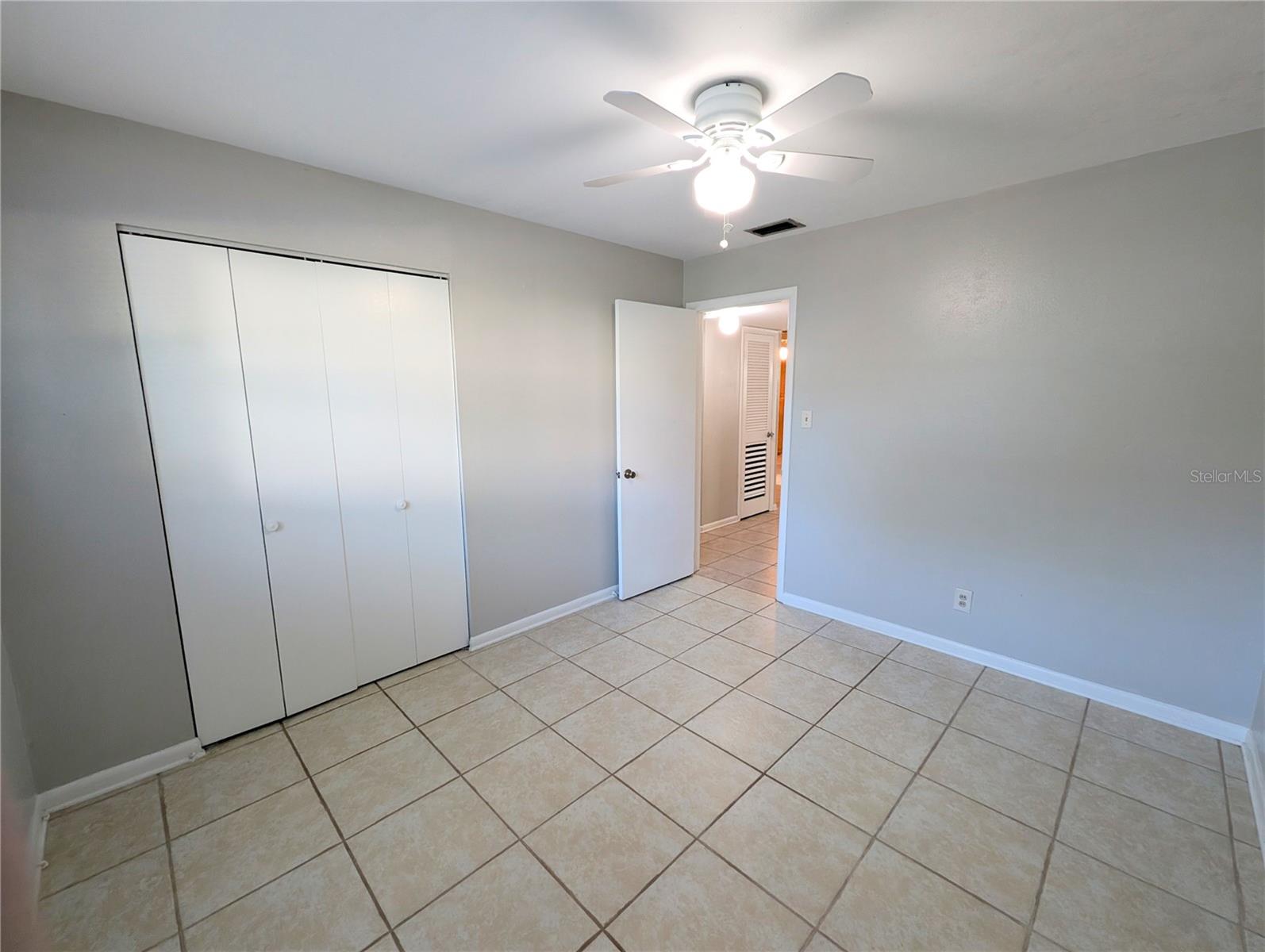 4502 S TRASK ST — photo 24
