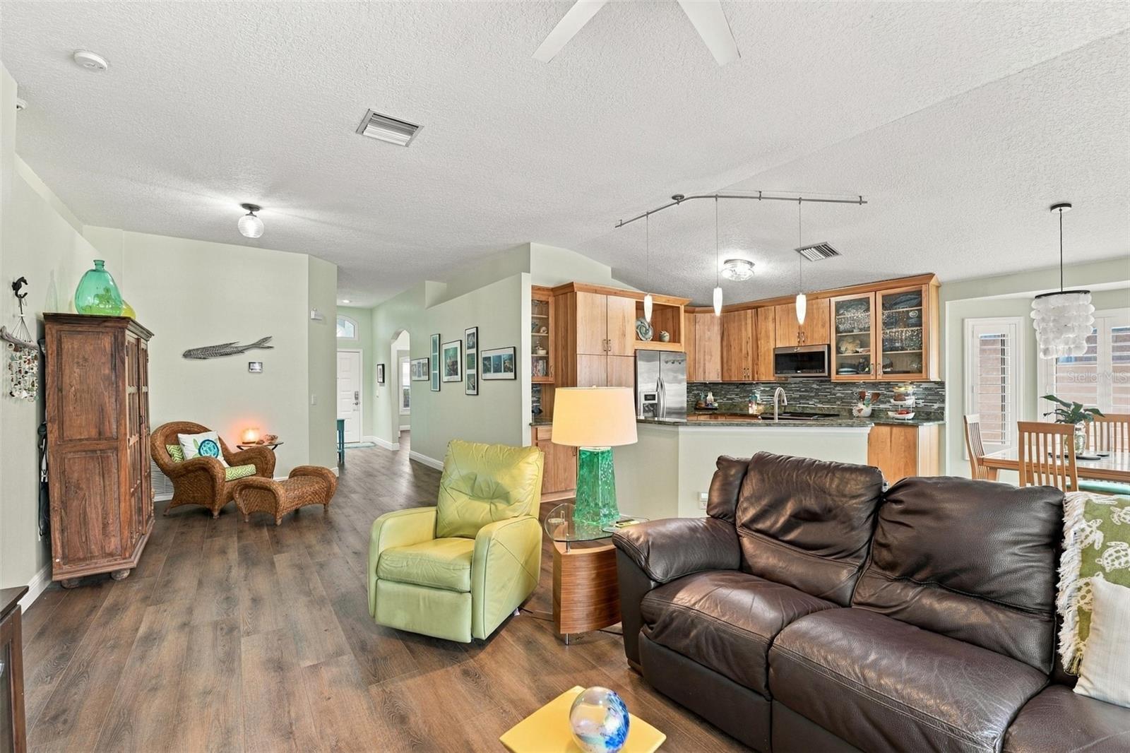 5604 TUGHILL DR — photo 17