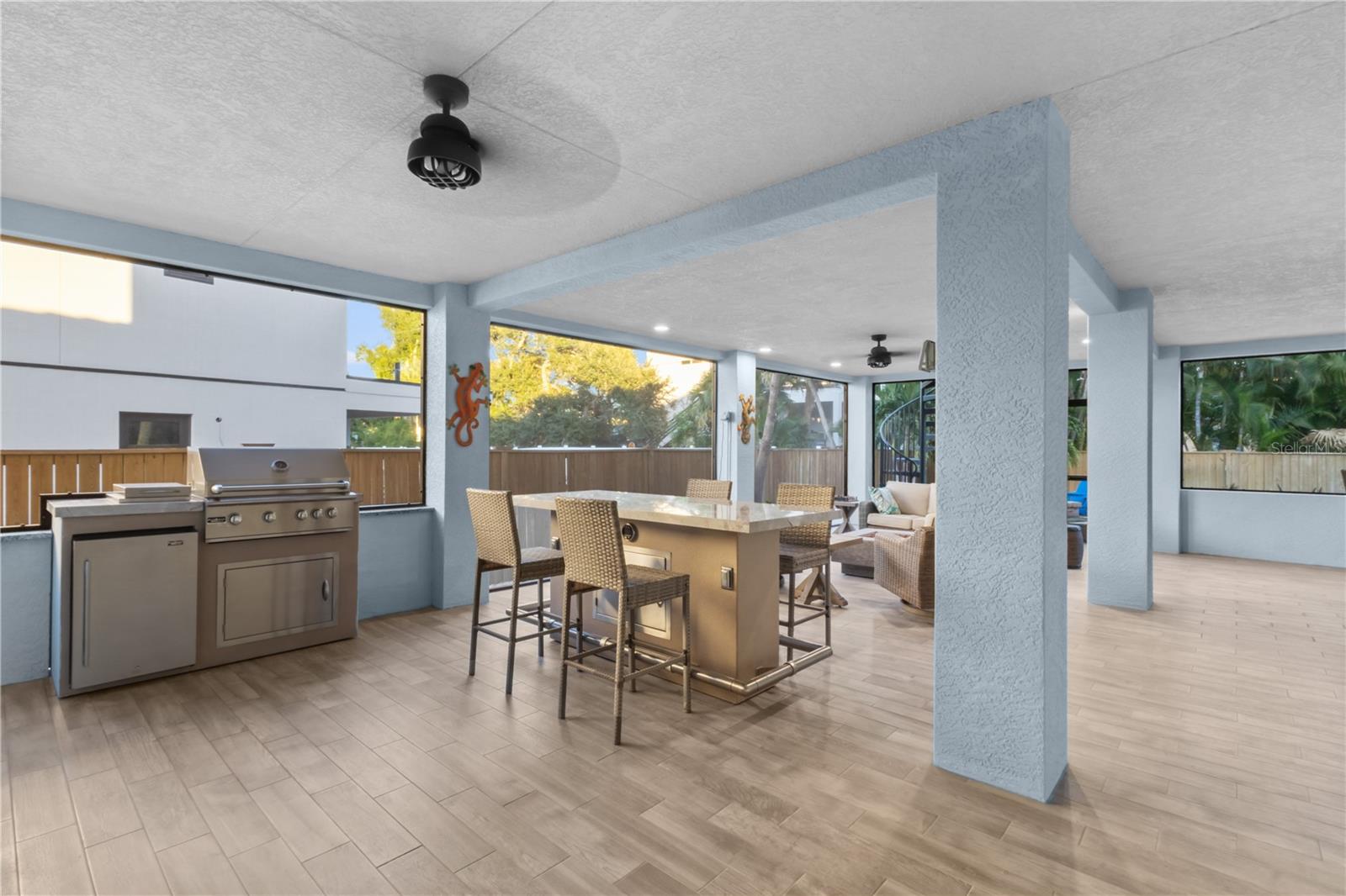 107 SUNSET DR — photo 37