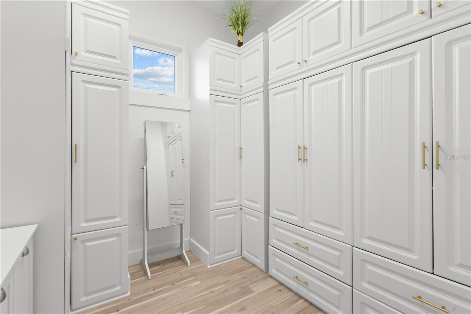 107 SUNSET DR — photo 21